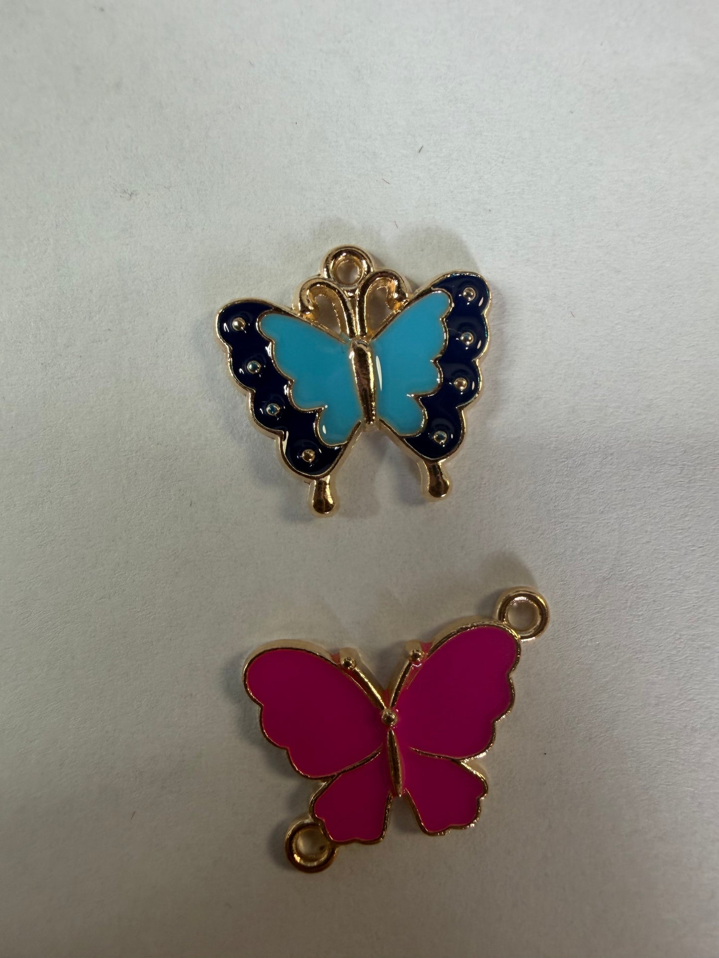 Charms butterfly pink or blue mystery