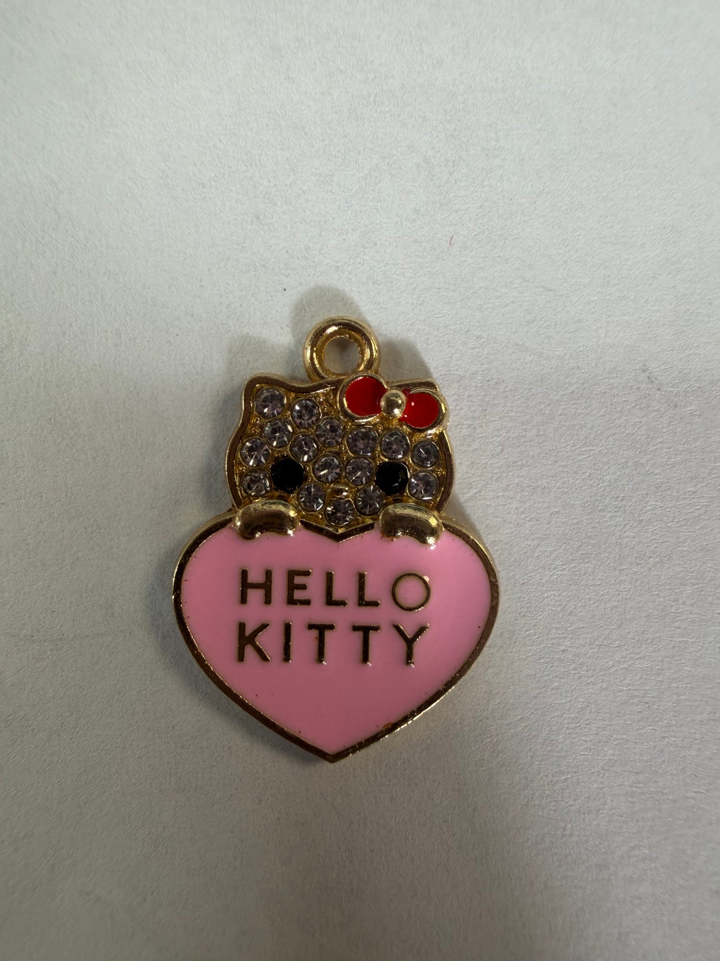 Charms hk with pink heart