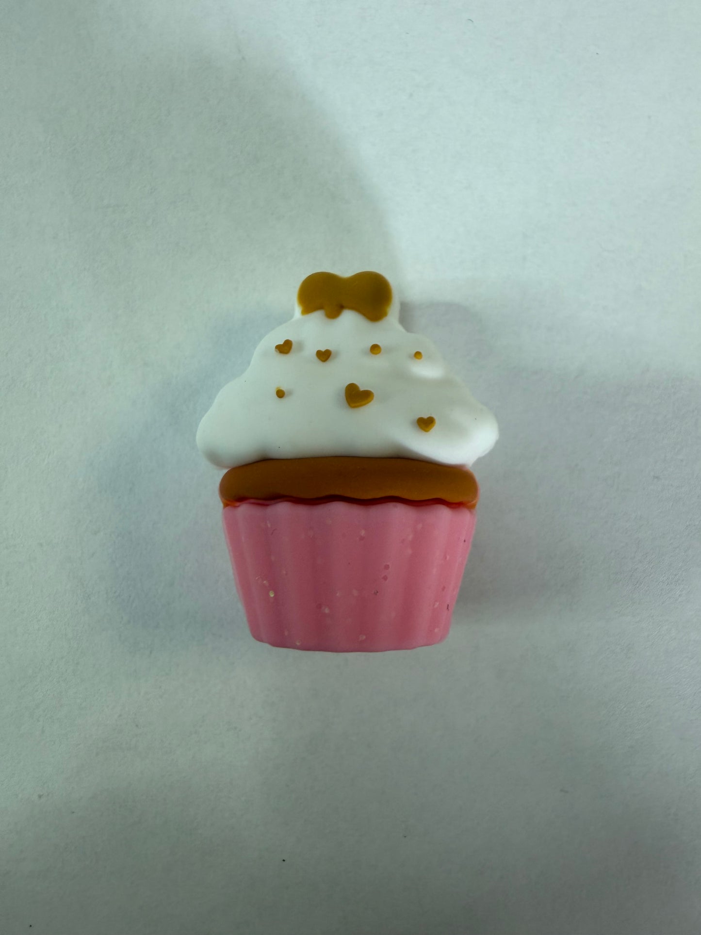 Focal 3d cupcake bigger in size