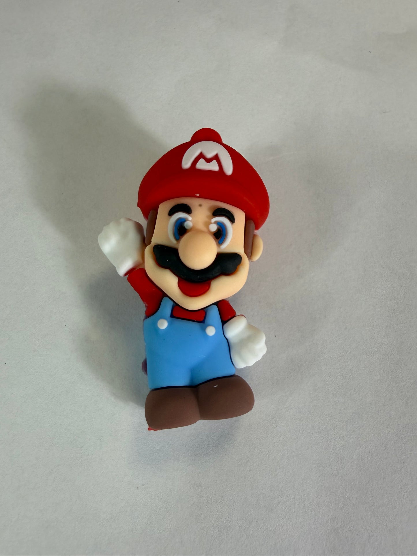 Pen topper silicone Mario waving