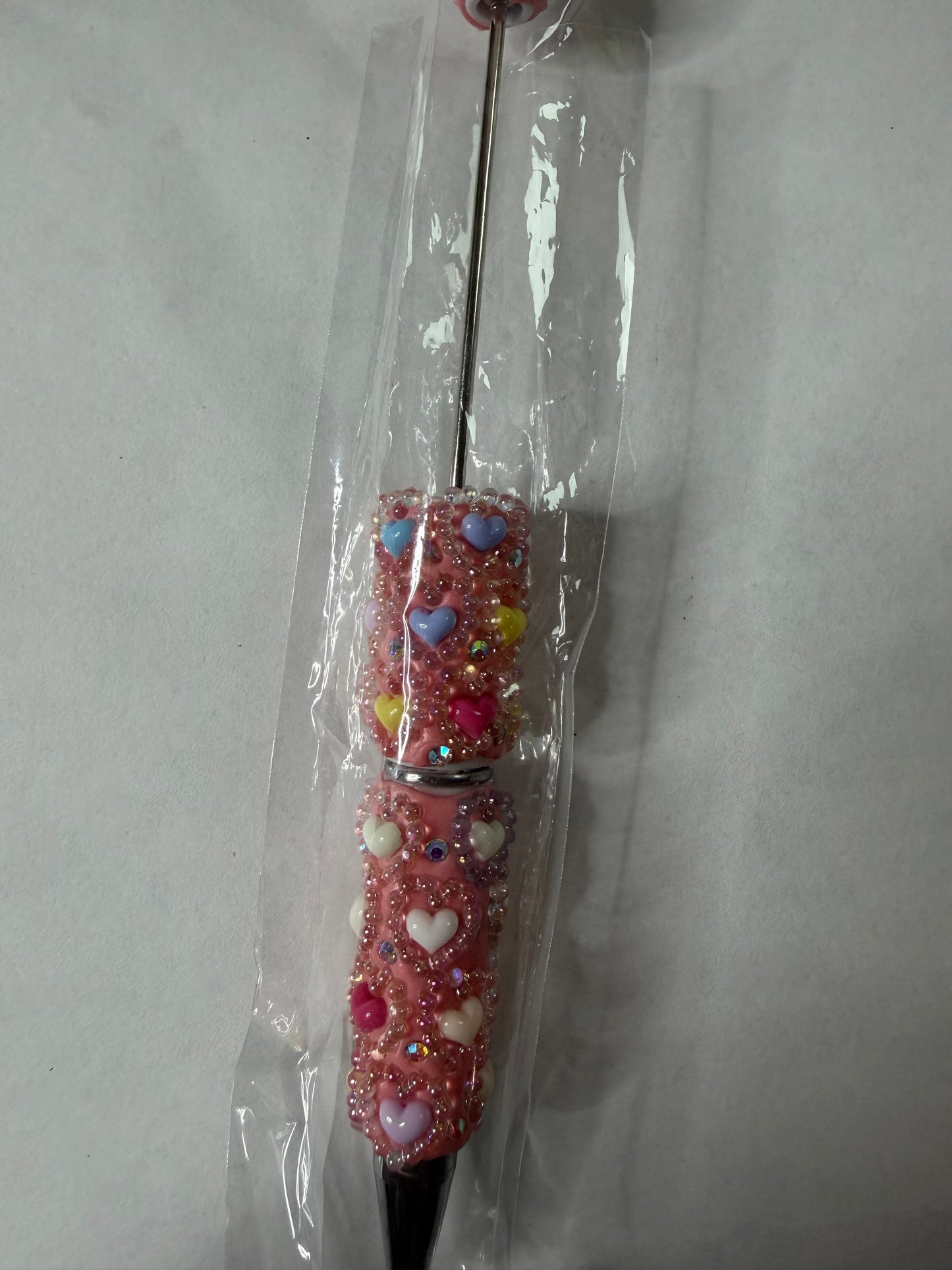 Beadable pen just the one pink pen with colorful hearts