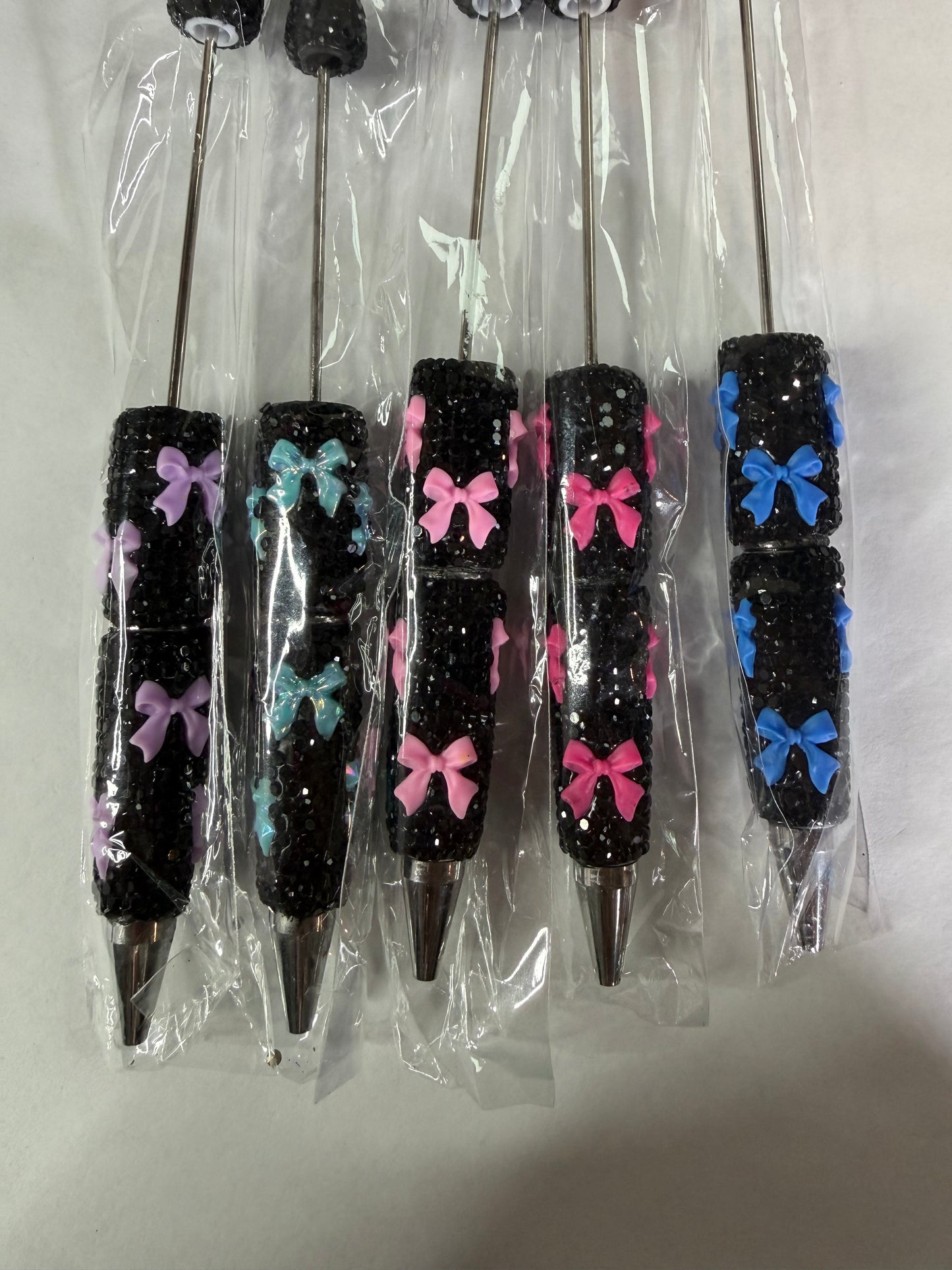 Beadable pen just the pen Black rhinestone bows mystery