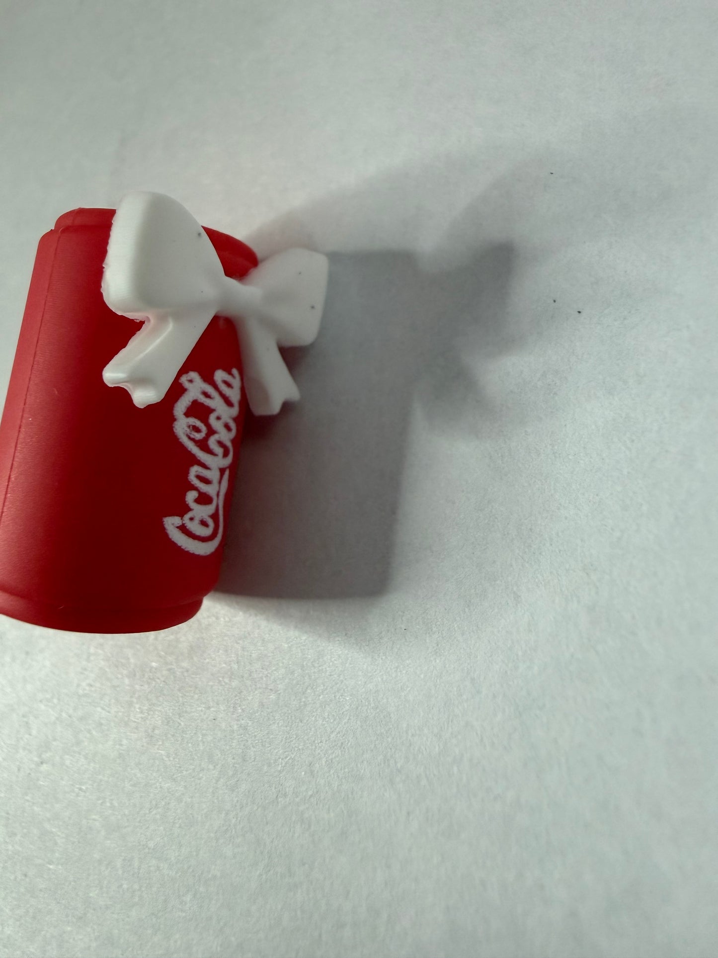 Focal 3d Coke can with white bow