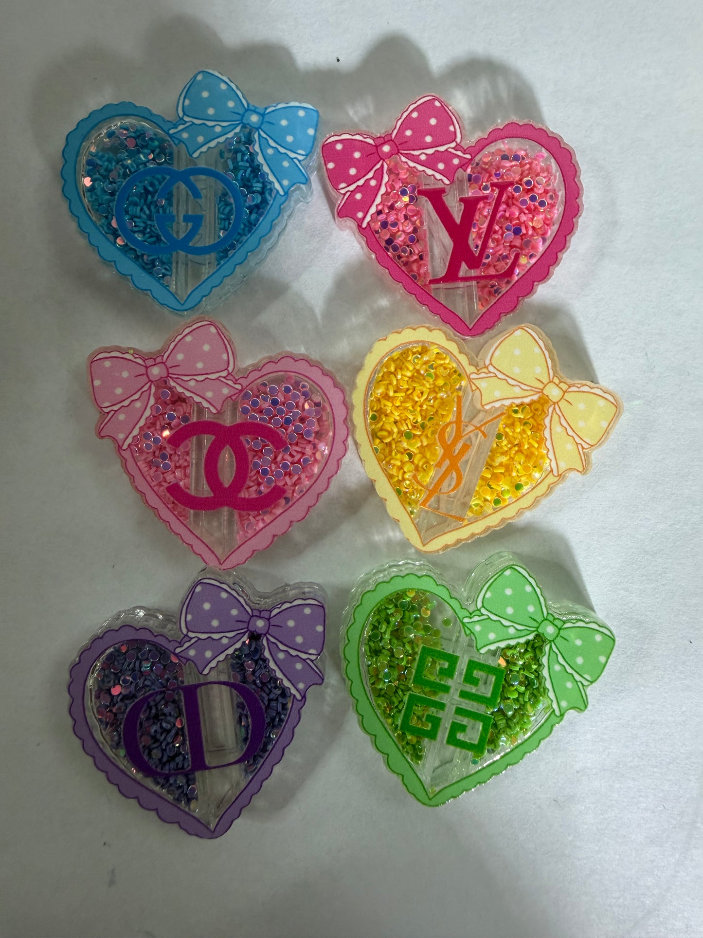 Acrylic focal Shakers Designer heart with bow mystery