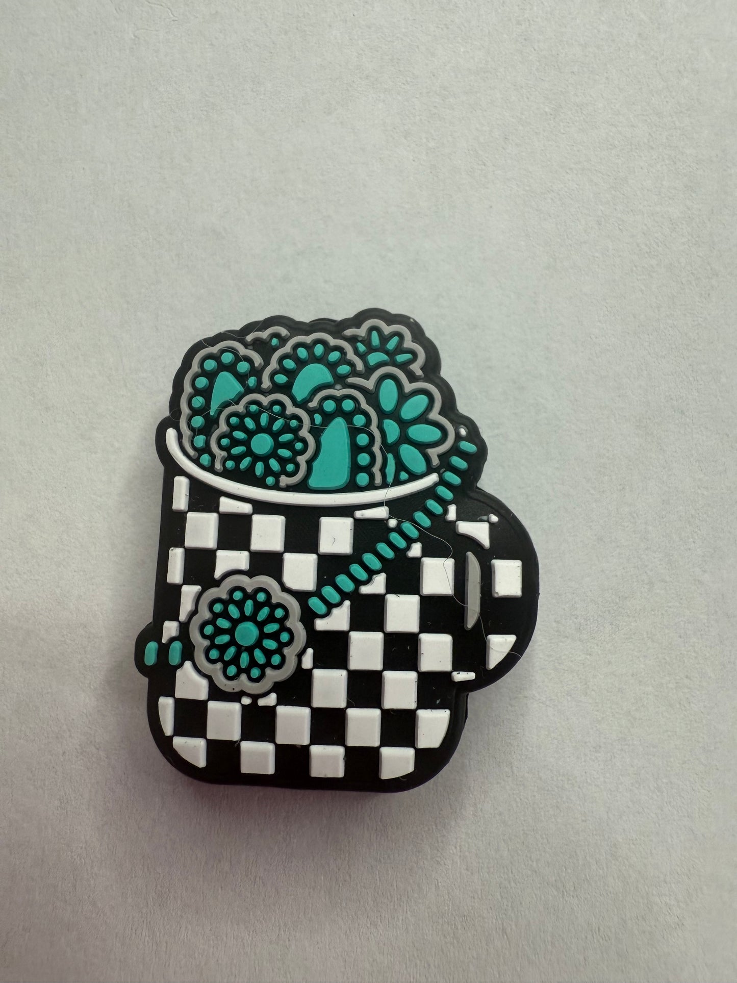 Focal 2d Western bucket with gems
