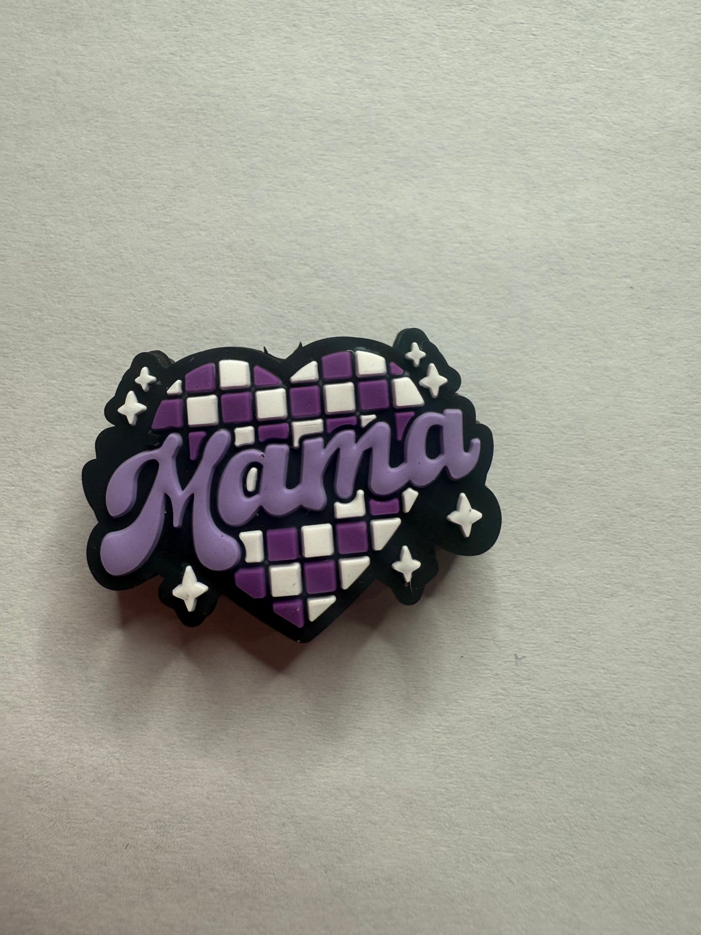 Focal 2d Mama heart two colors