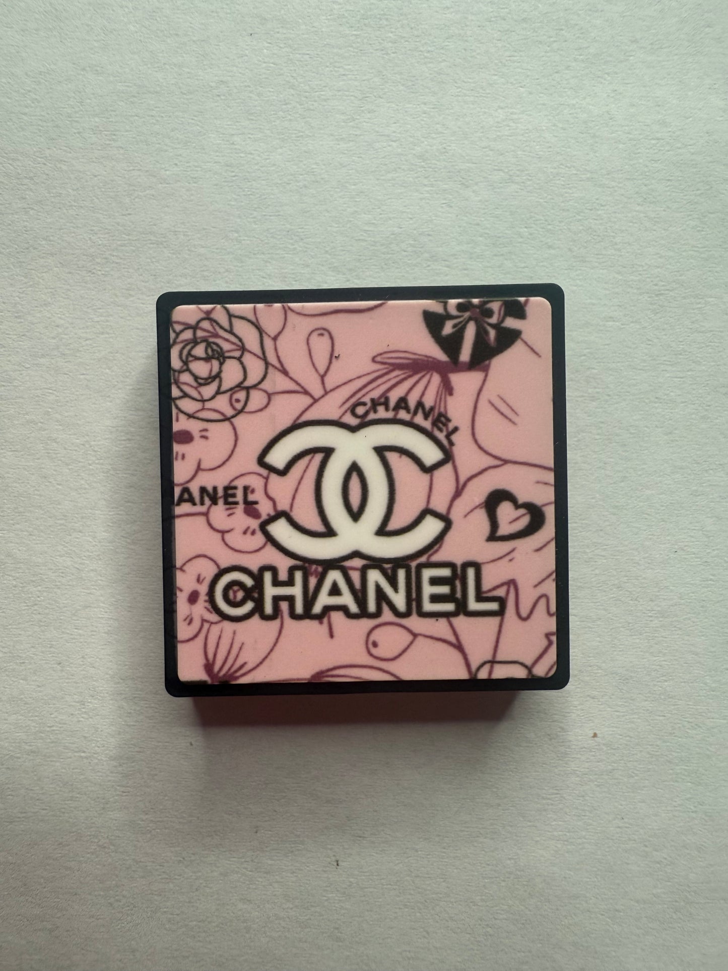 Focal 2d Chanel square pink