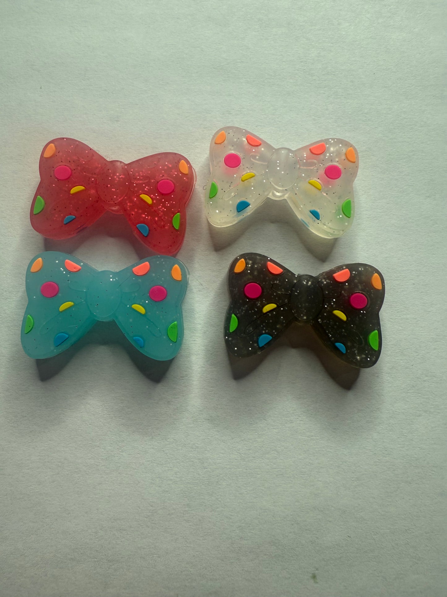 Focal 3d polka dot bow mystery color