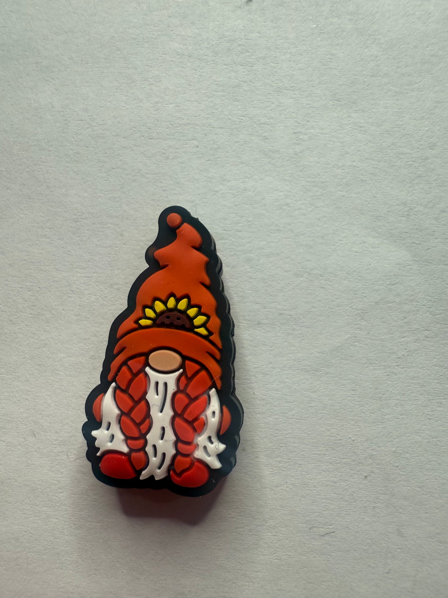 Focal 2d Gnome with red hair