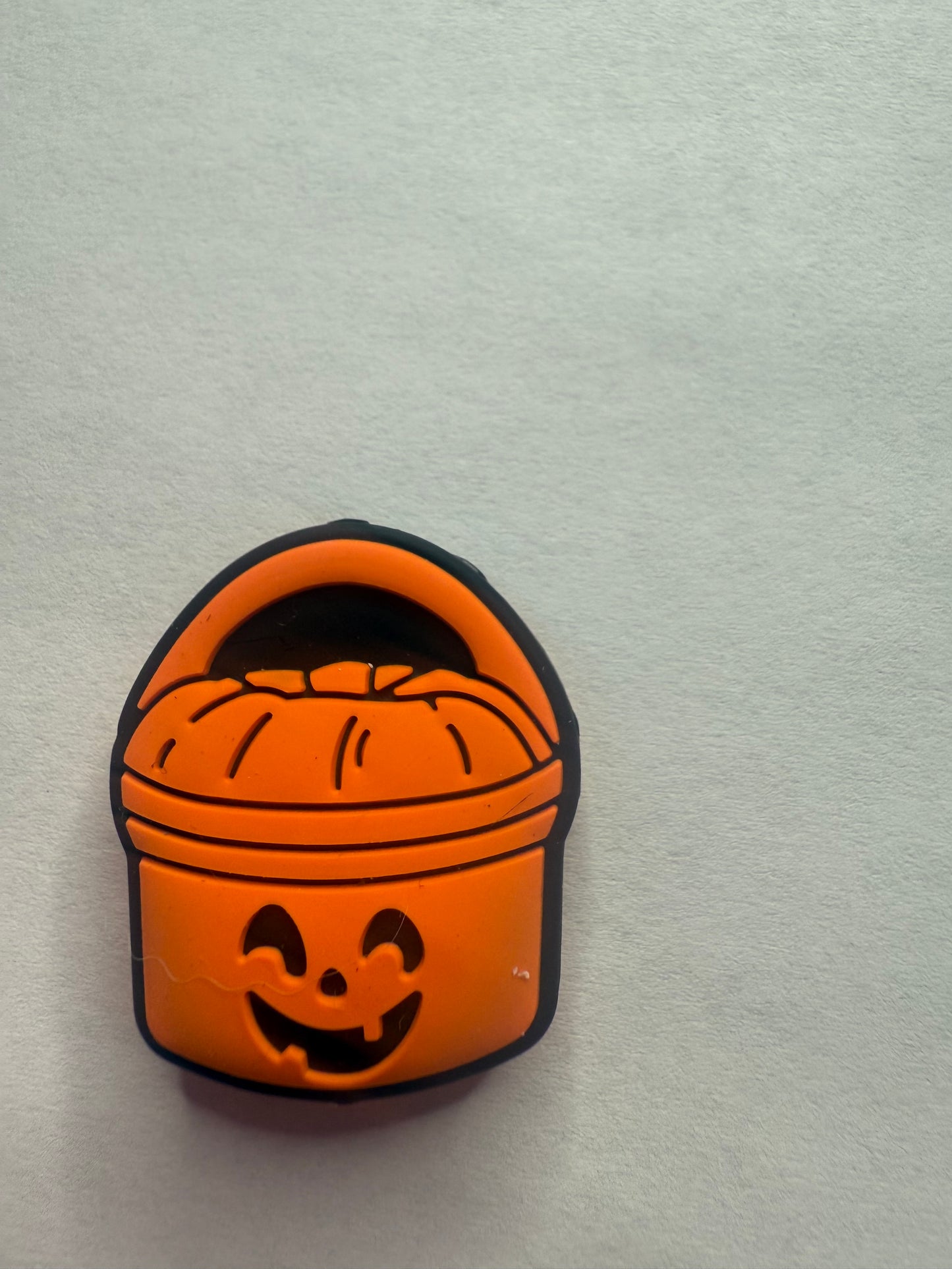 Focal 2d pumpkin bucket