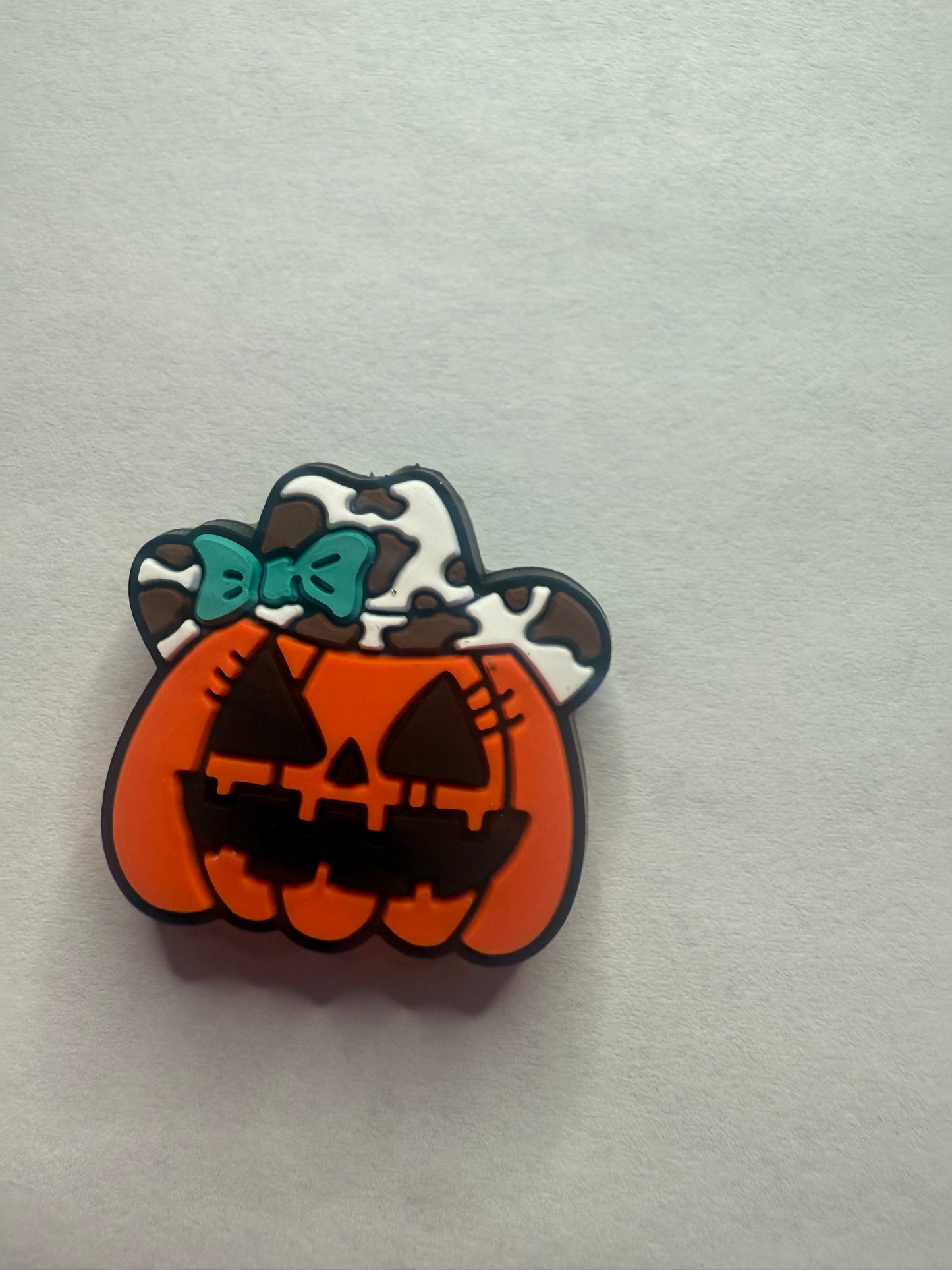 Focal 2d Western pumpkin with cowboy hat