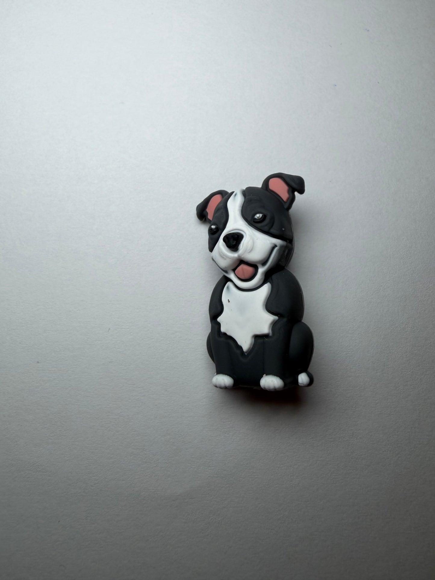 Focal 3d grey and white dog