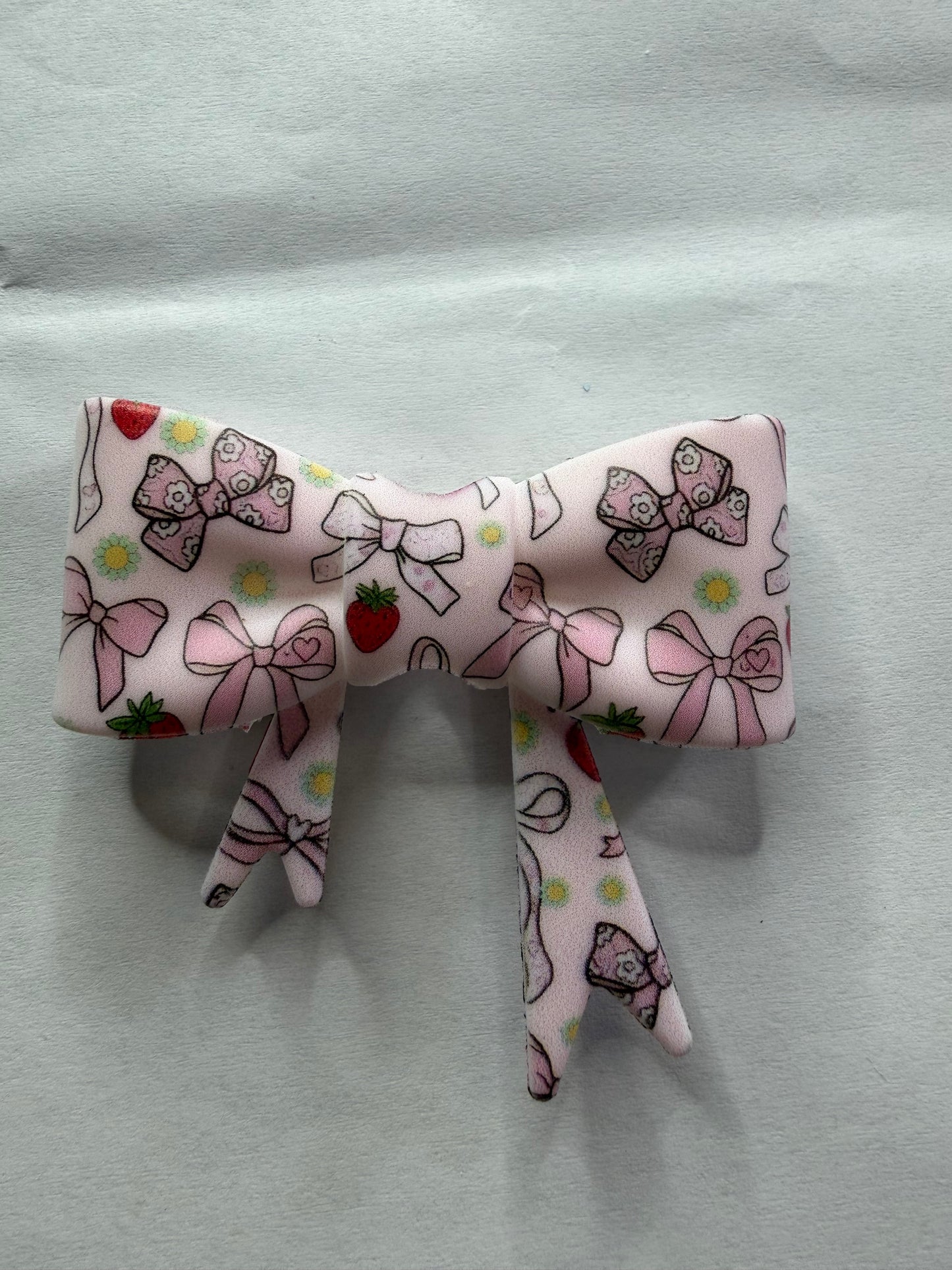 Focal 3d bigger bow Pink bow with strawberry