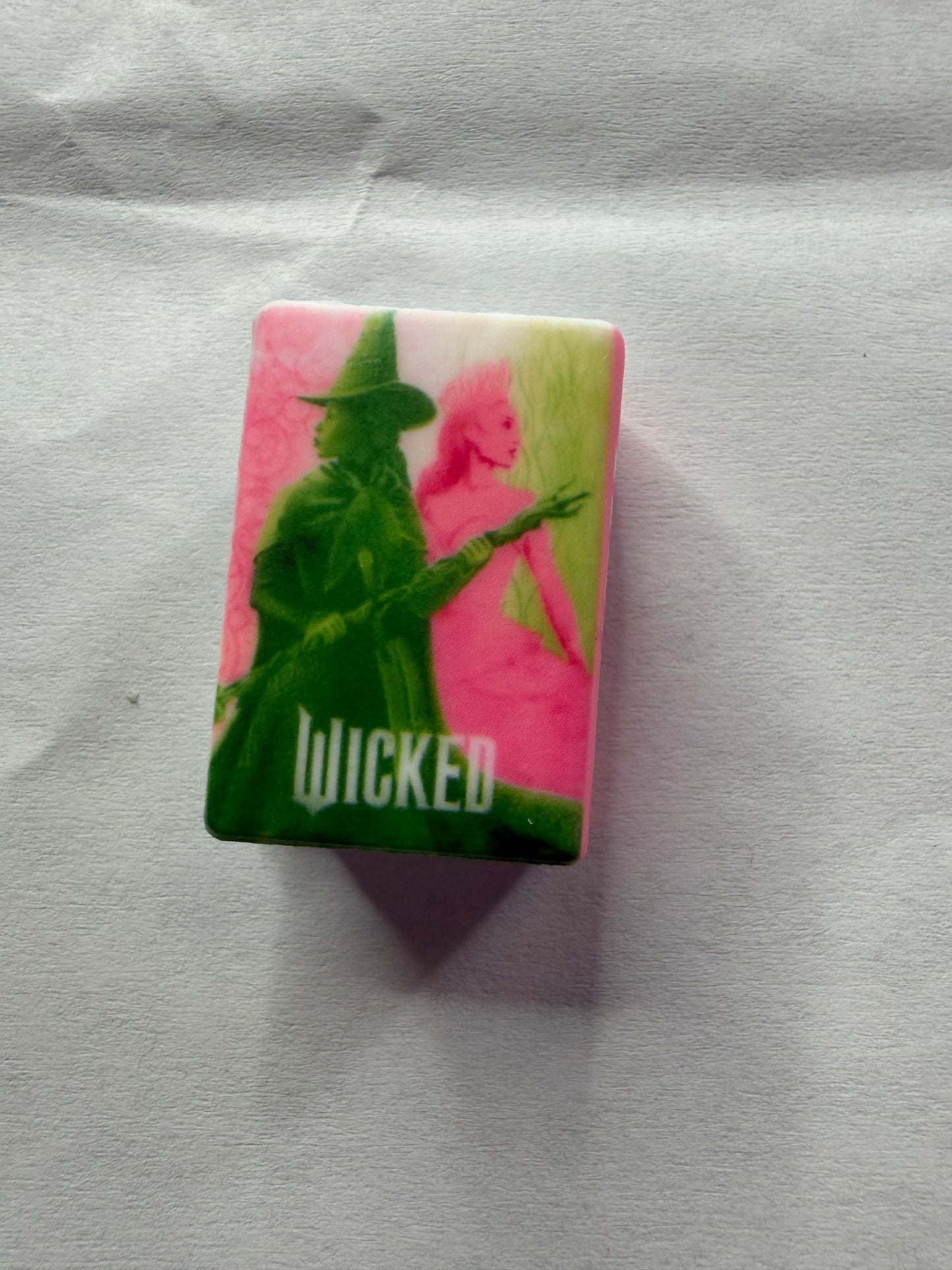 Focal 3d wicked book pink and green both on it