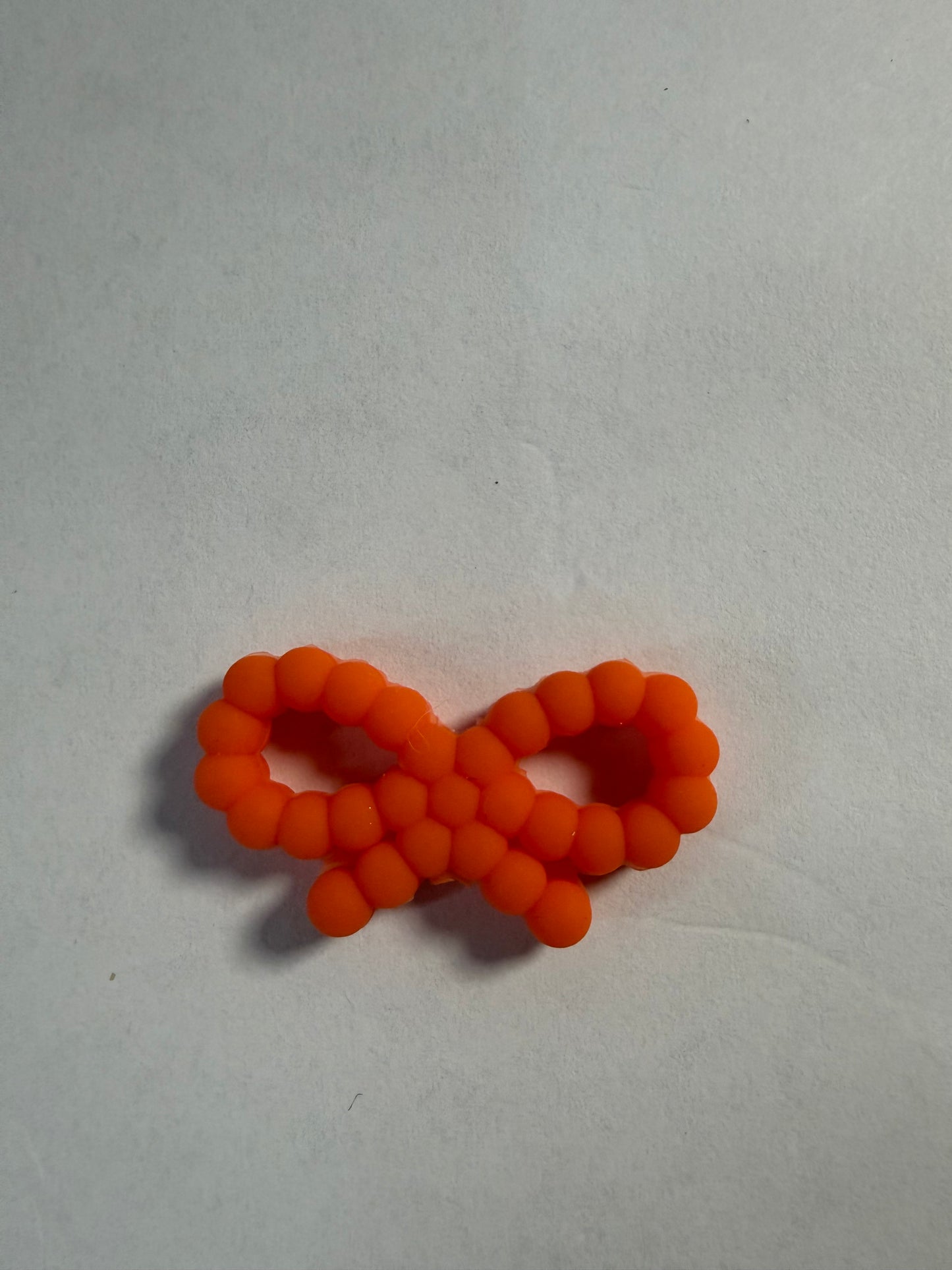 Focal 3d orange bubble bow