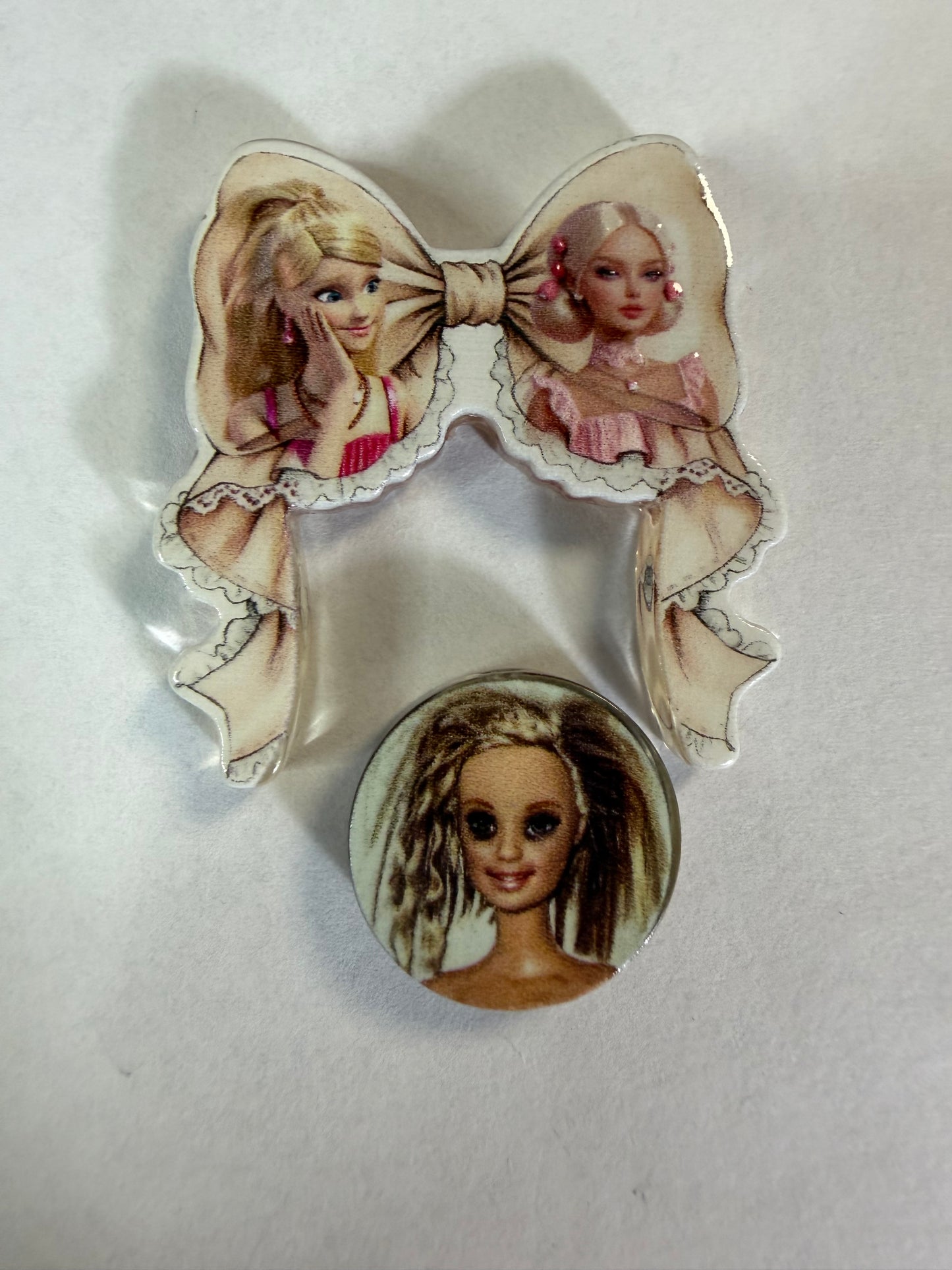 Acrylic focal 2 piece set bow Beige color Barbie
