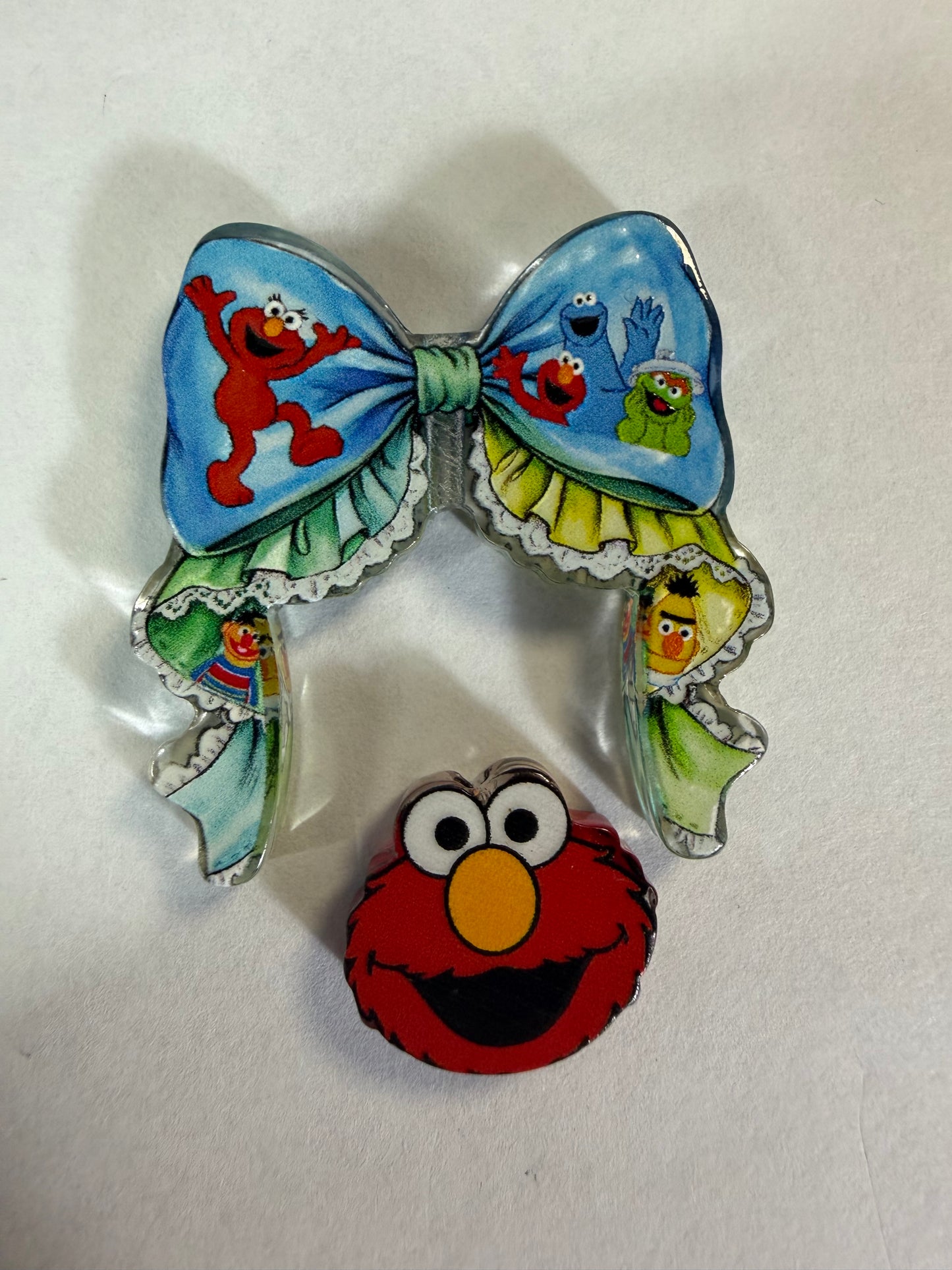 Acrylic focal 2 piece set bow Elmo