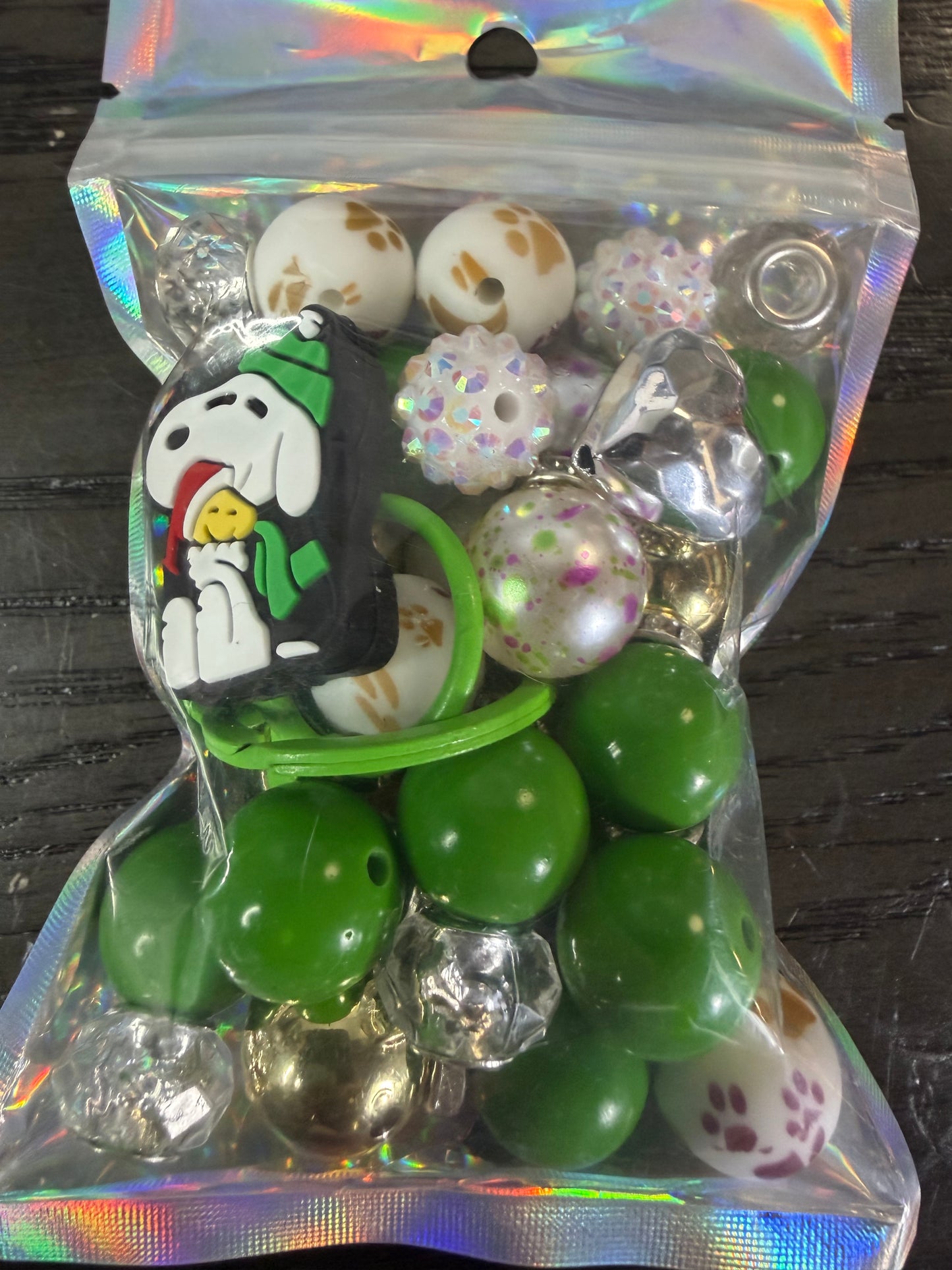 Bead kit snoopy and Woodstock keychain