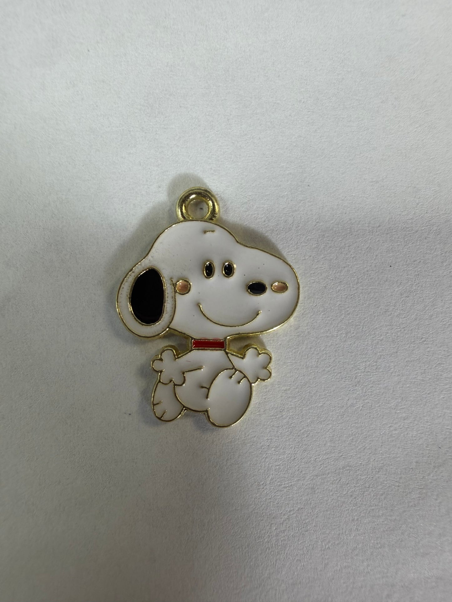 Charms snoopy full body