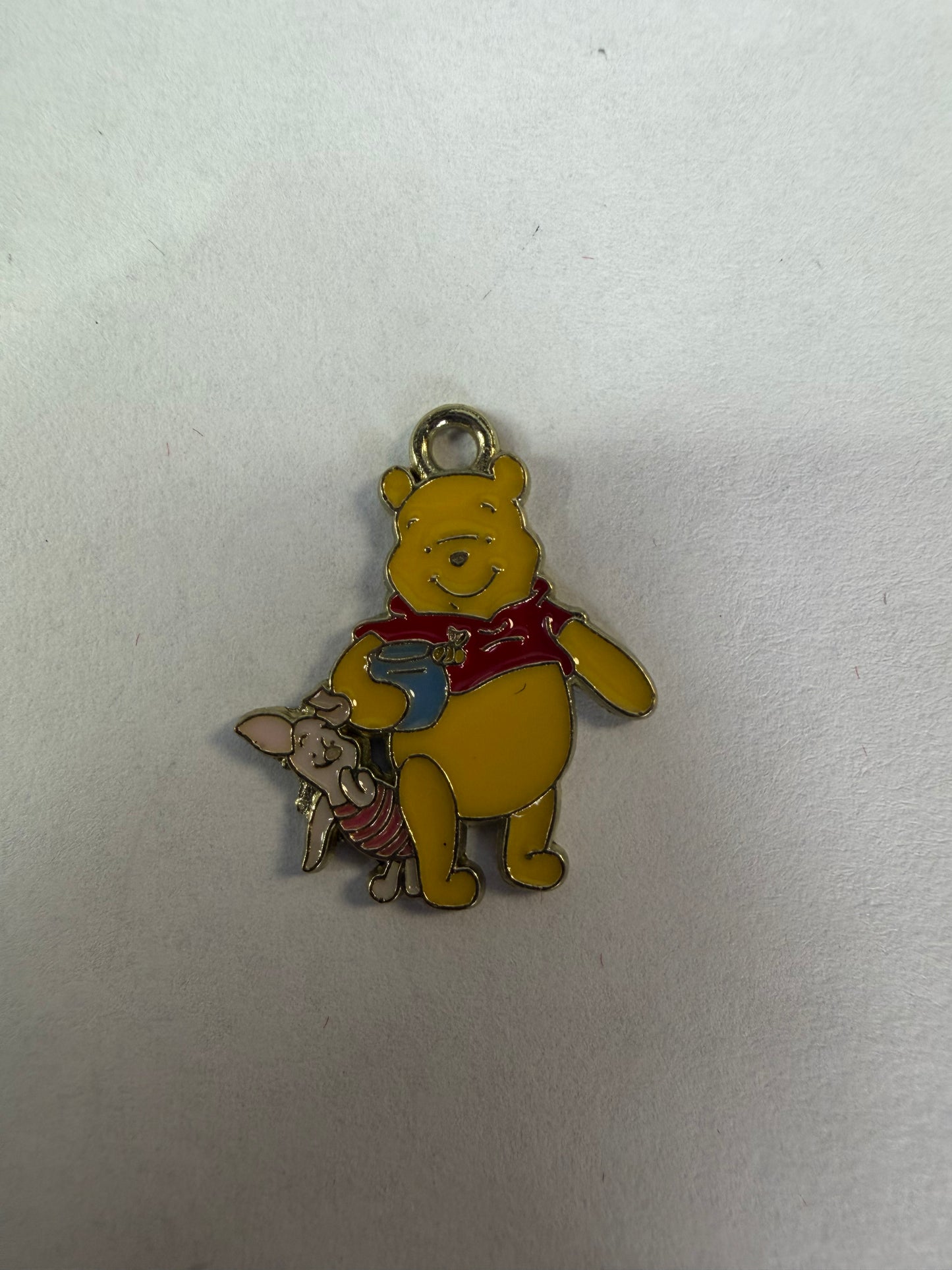 Charms Pooh with piglet