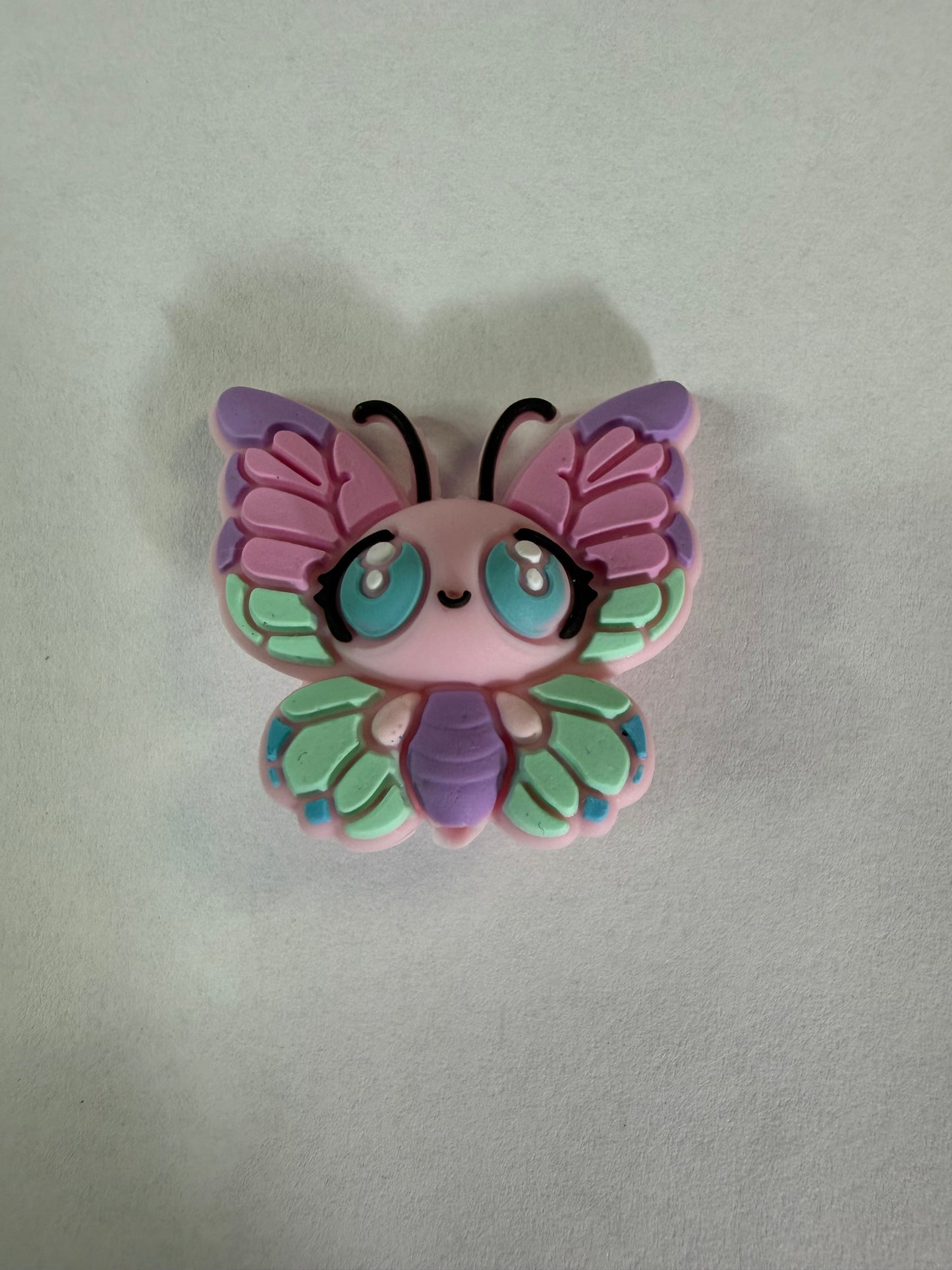 Focal 3d pink butterfly