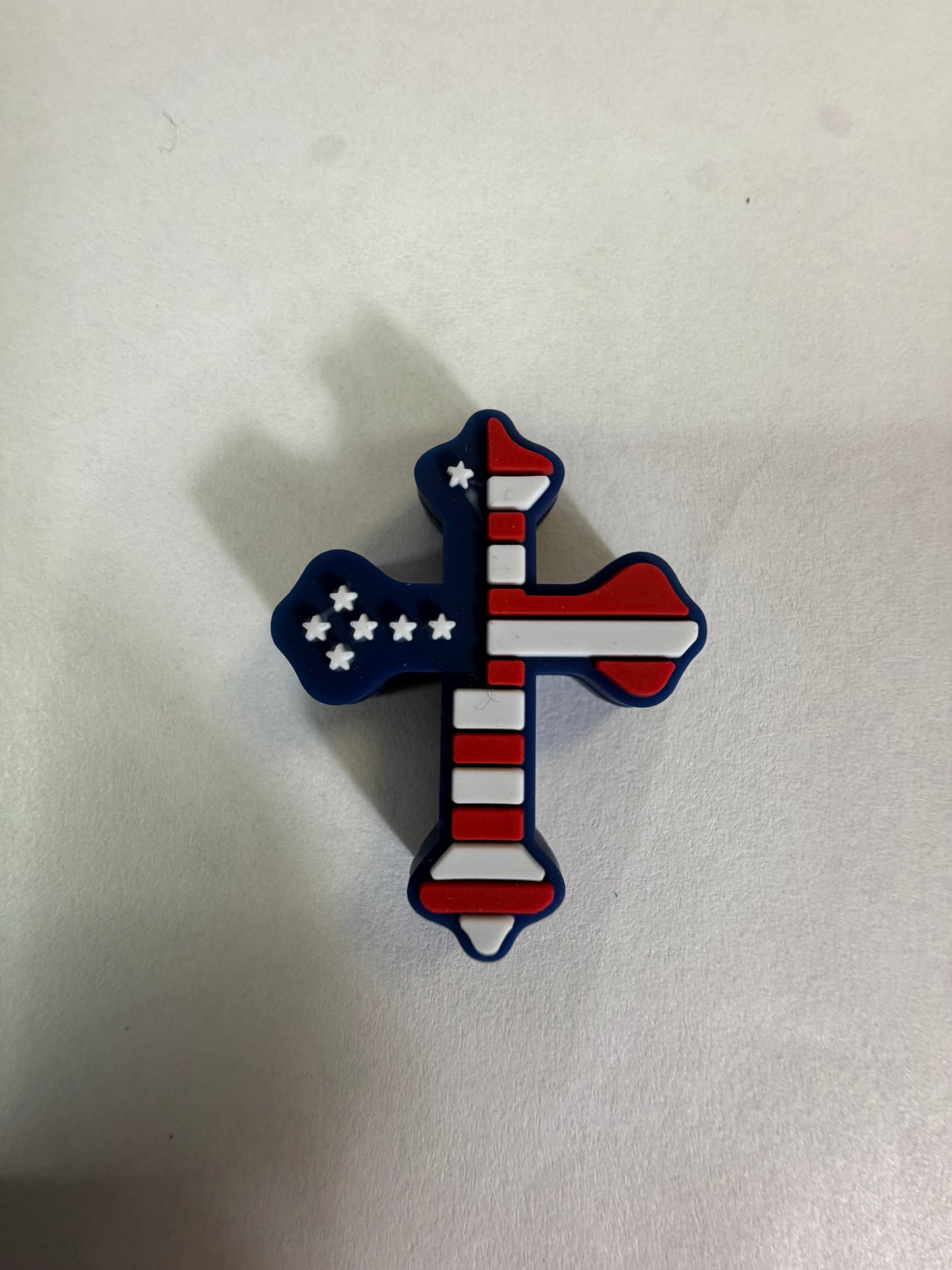 Focal 2d American flag cross