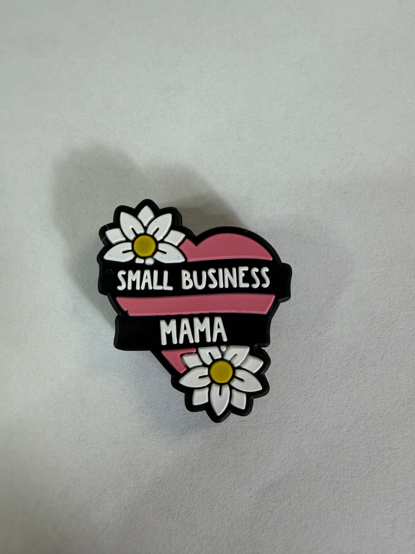 Focal 2d small business mama heart with flower