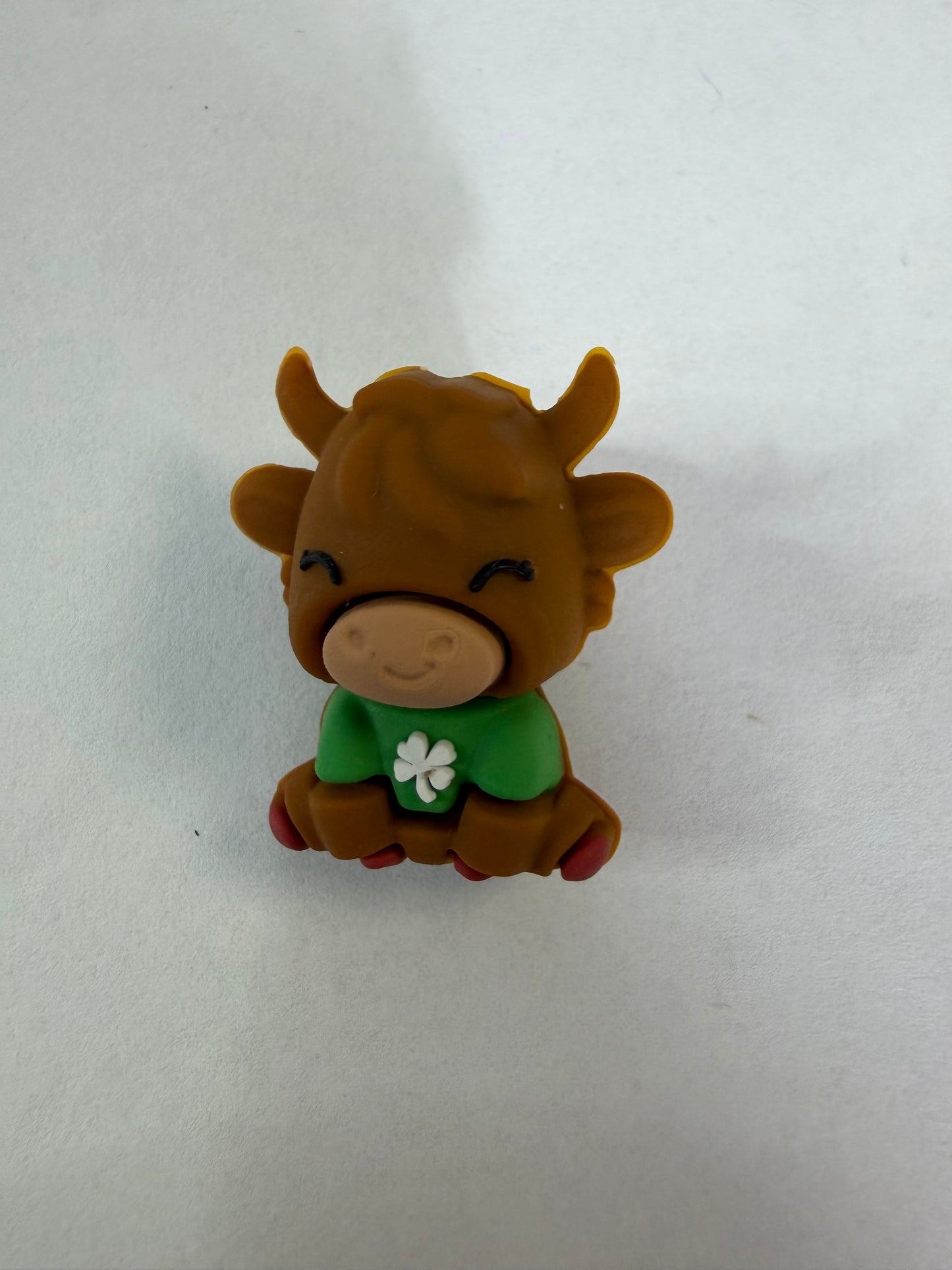 Focal 3d highland cow with clover shirt