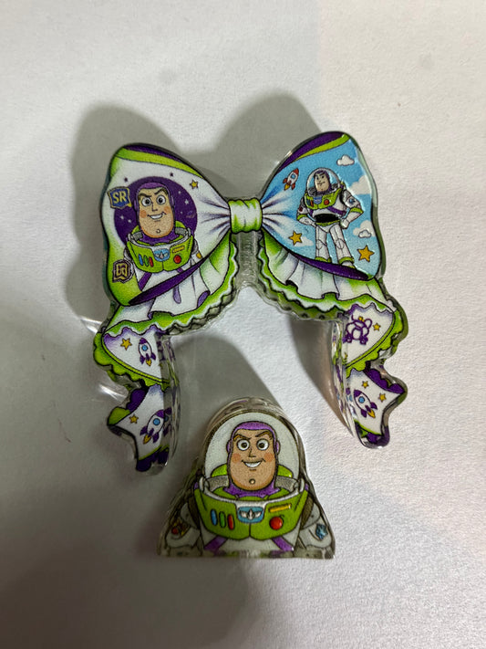 Acrylic focal 2 piece set bow buzz