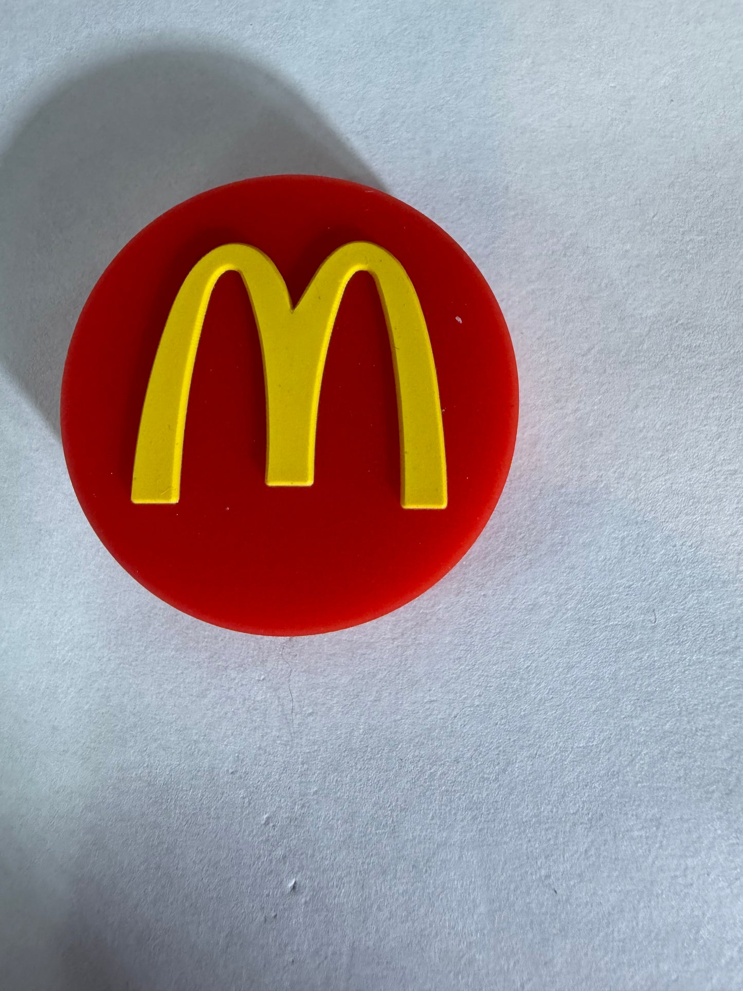 Focal 2d round McDonald’s sign