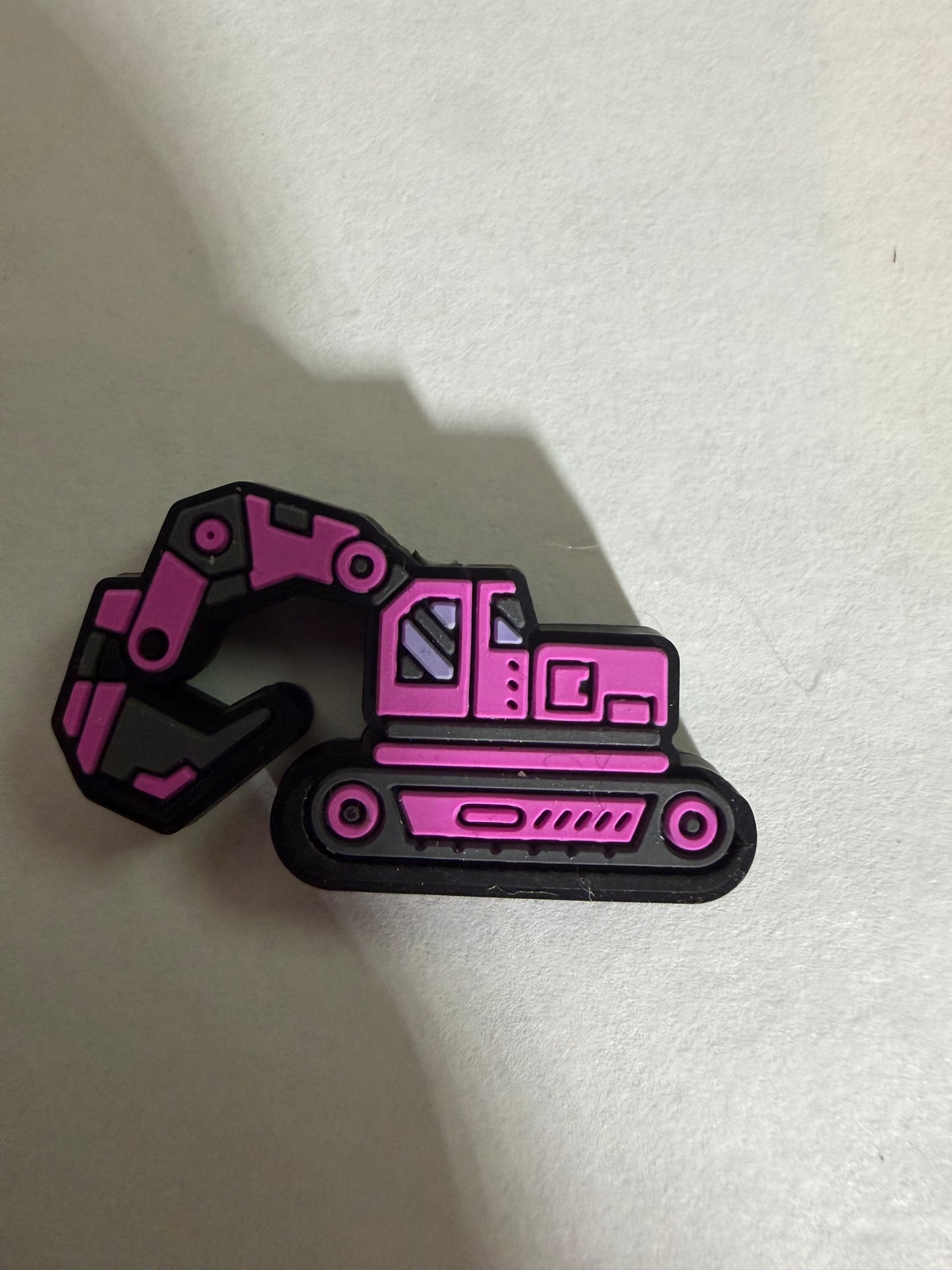 Focal 2d pink construction truck