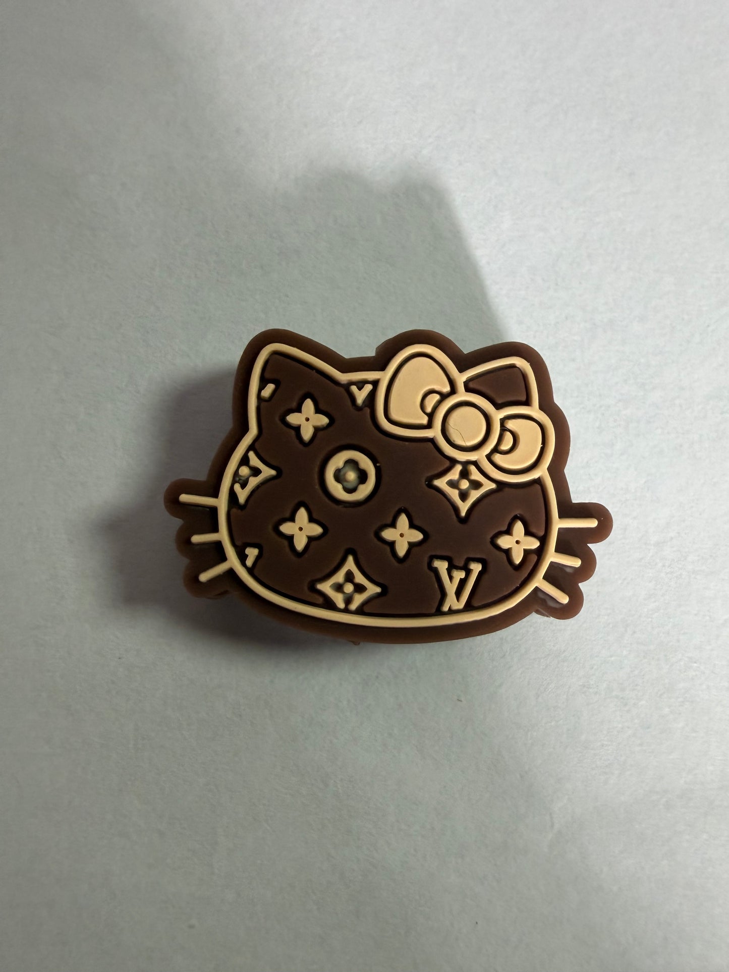 Focal 2d brown lv  hk head