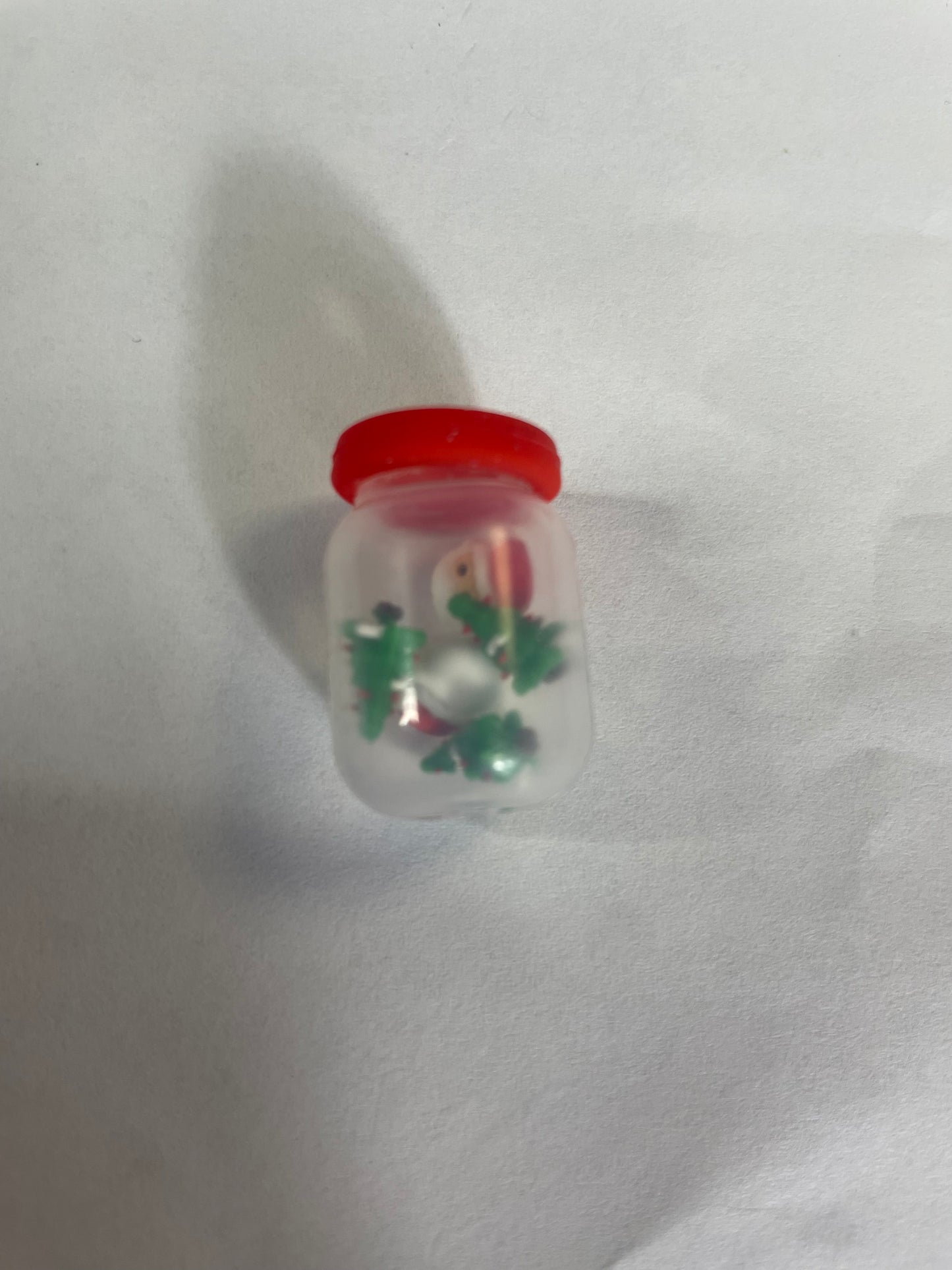Focal 3d jars with trees and Santa hesda