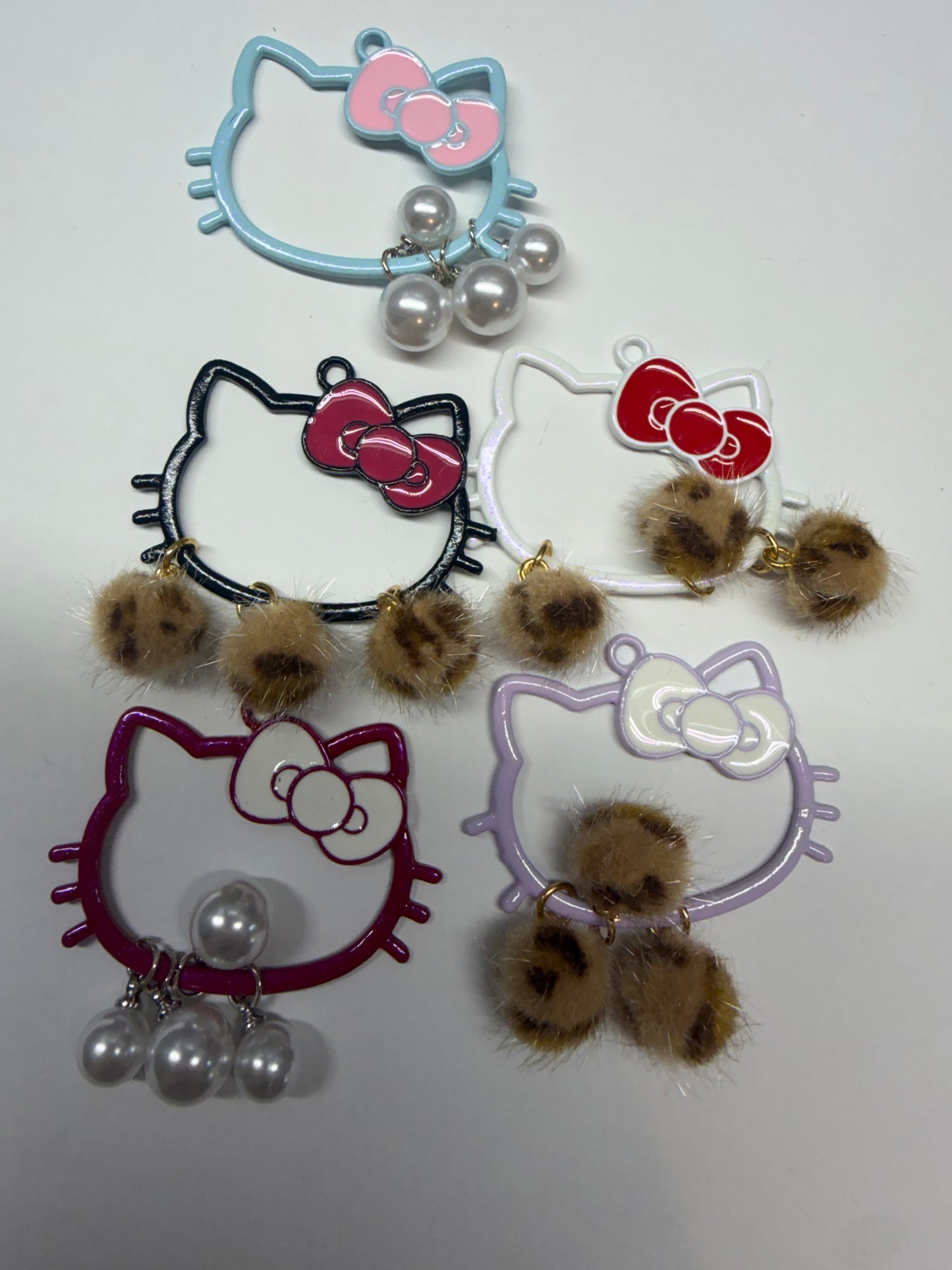 Charms metal hk head mystery
