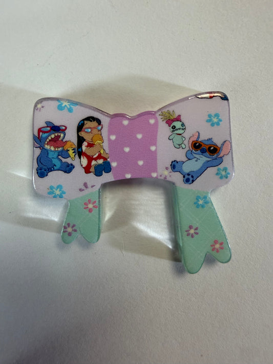 Acrylic focal bow stitch family