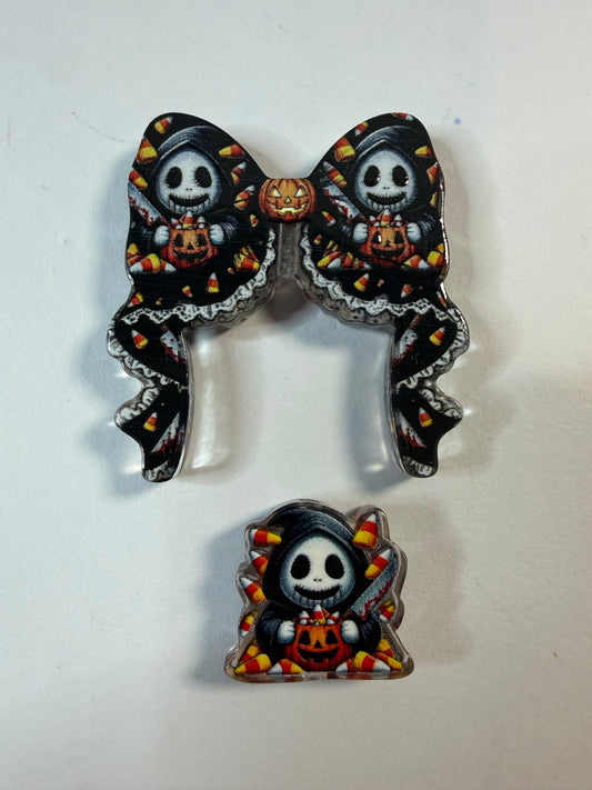 Acrylic focal 2 piece set Bow Halloween skull with candy