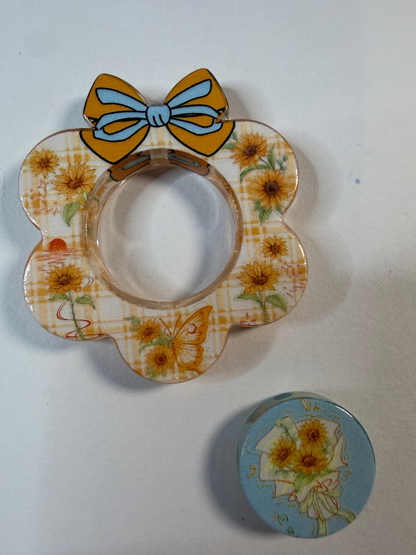 Acrylic focal 2 piece set Wreath yellow plaid sunflower with bouquet for smaller