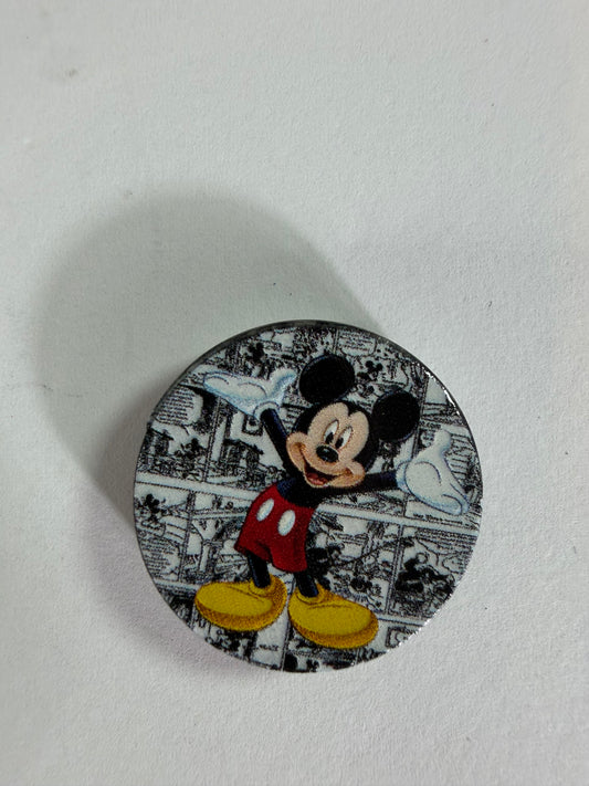 Acrylic focal boy mouse circle