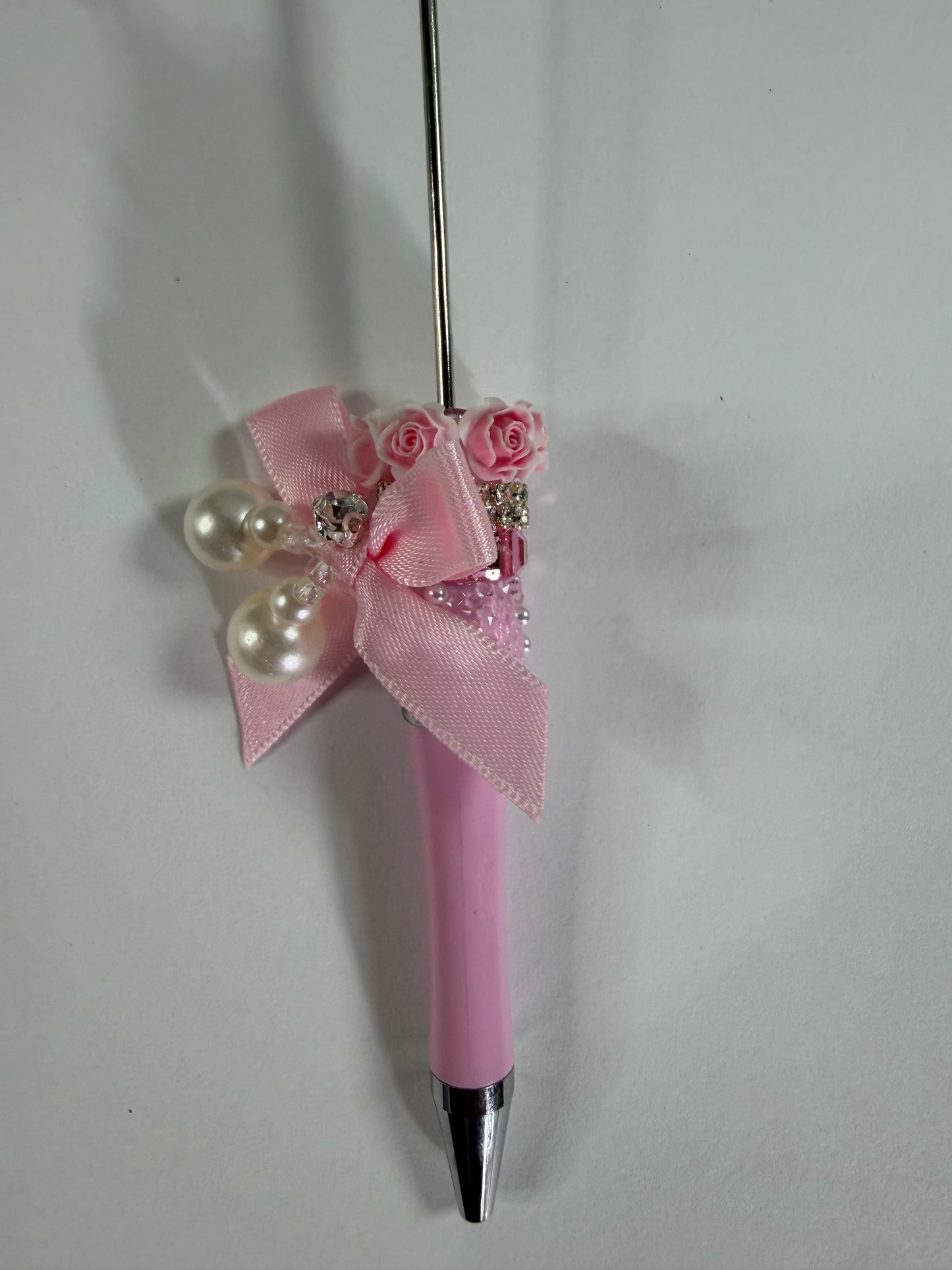 Beadable pen just the pen half pink with bow and pearls