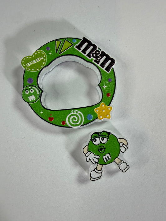 Acrylic focal 2 piece set Wreath green m&m
