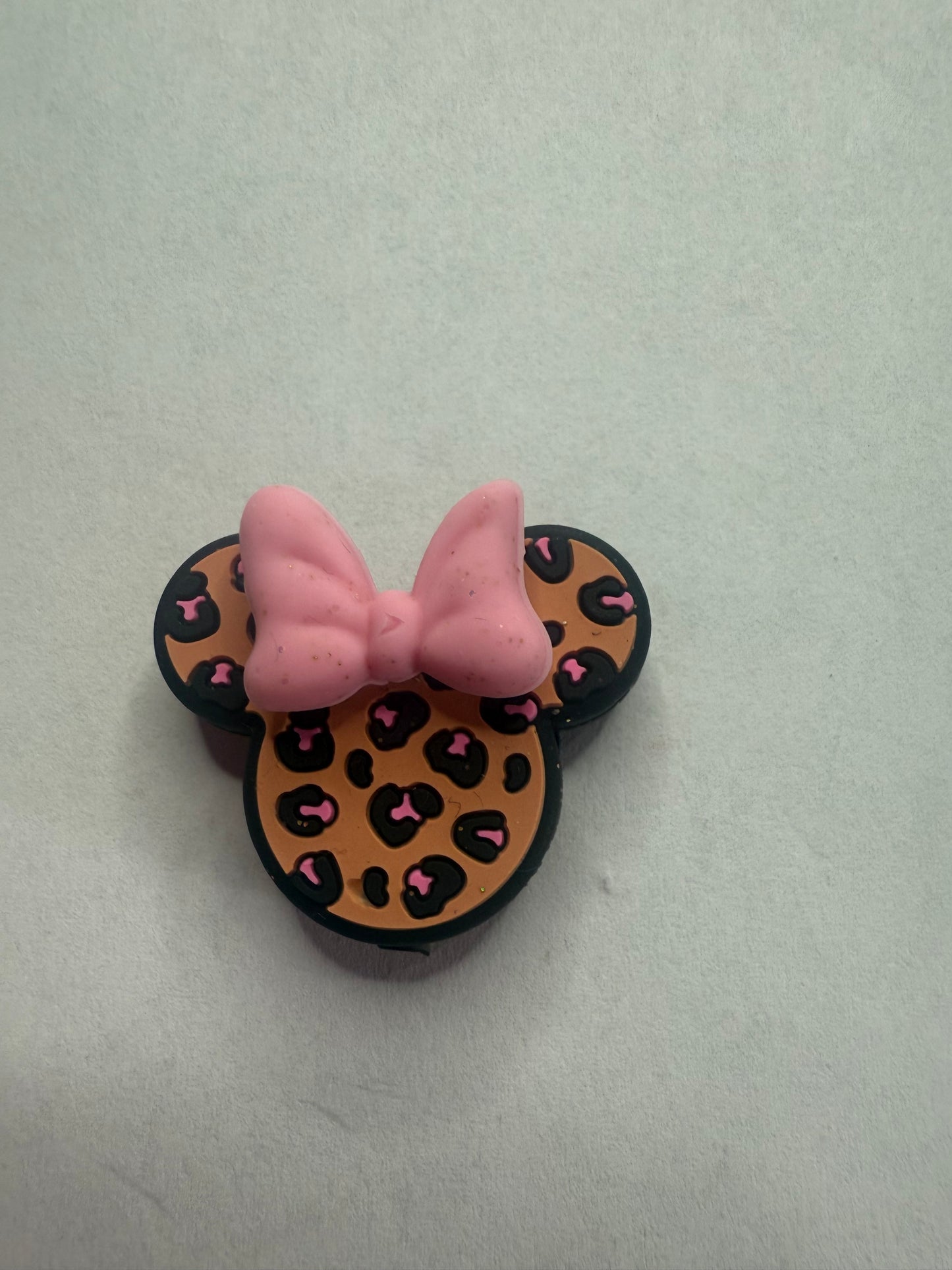 Focal 2d Minnie Mouse with 3d bow