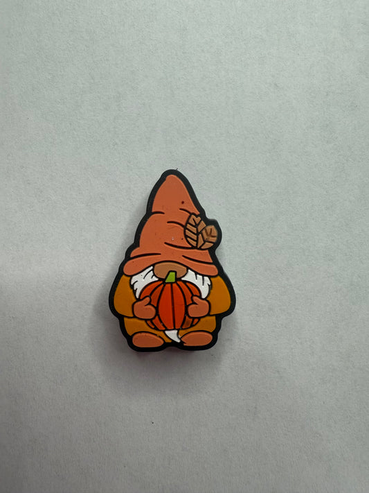 Focal 2d gnome with pumpkin