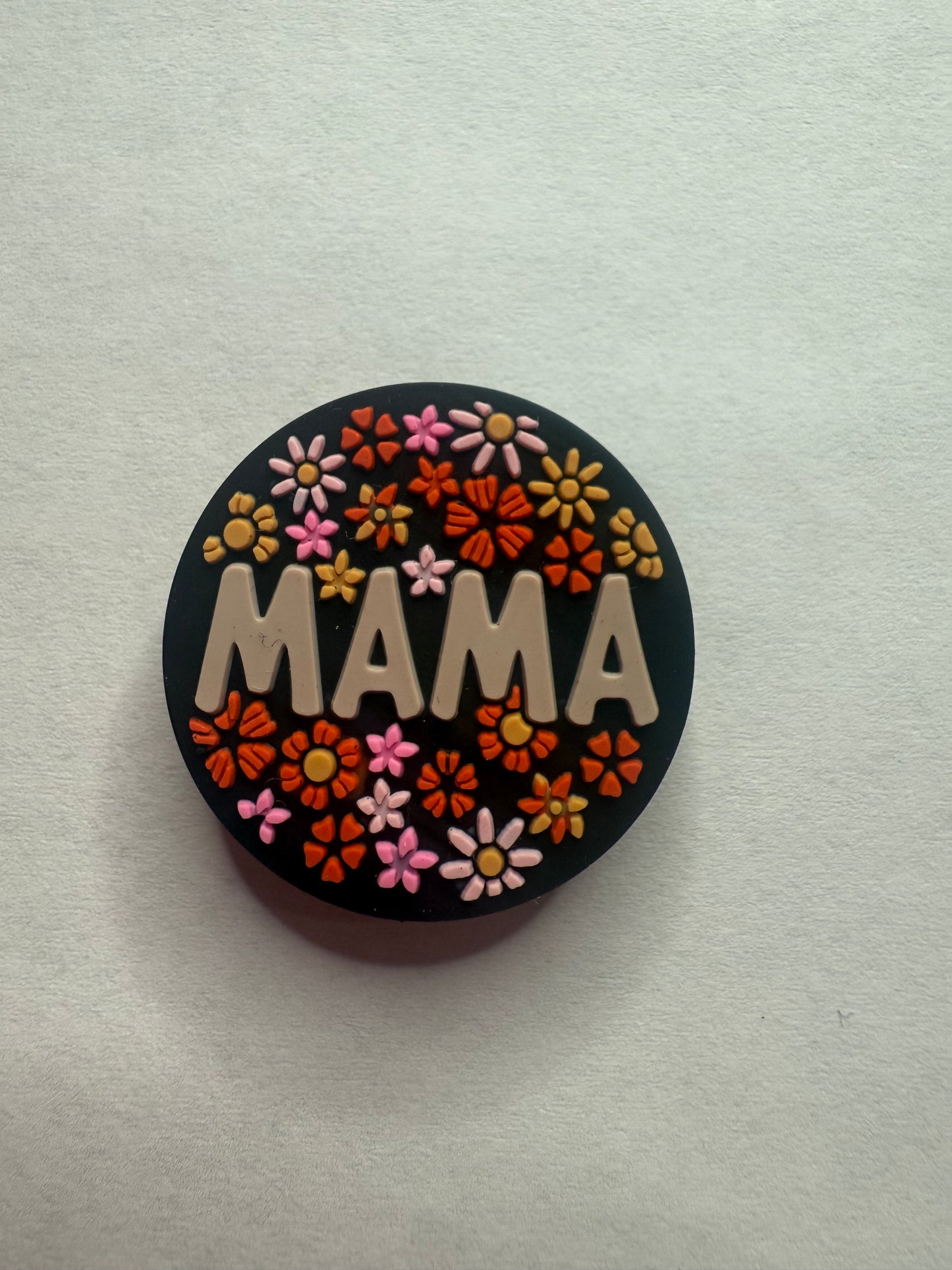 Focal 2d Mama with flowers