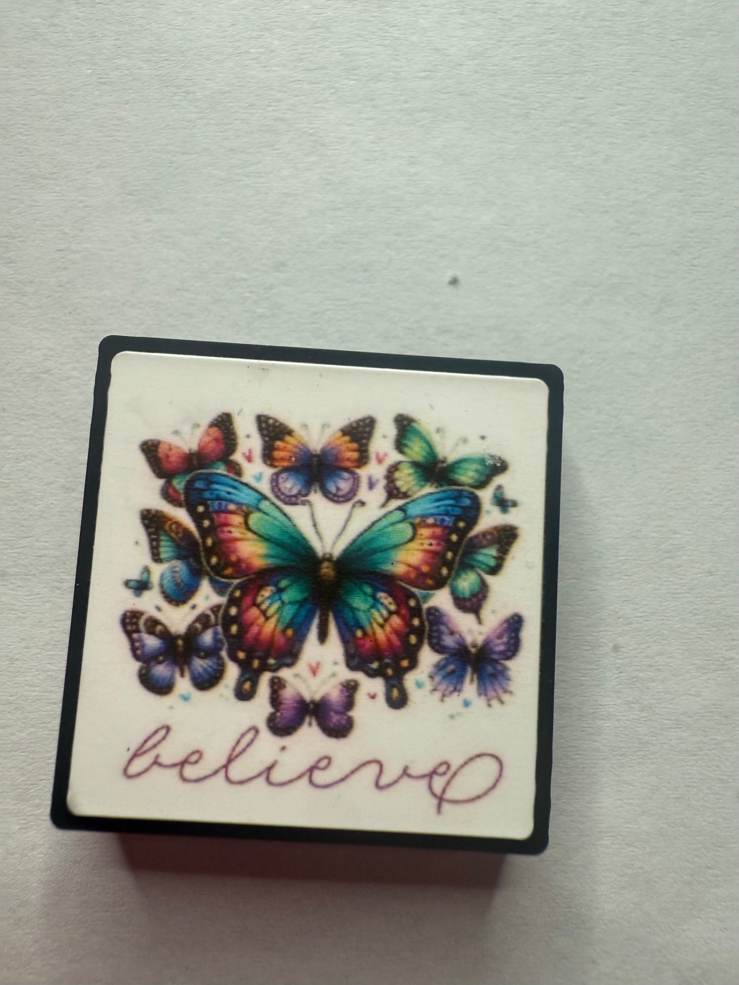 Focal 2d glow in dark believe with butterflies