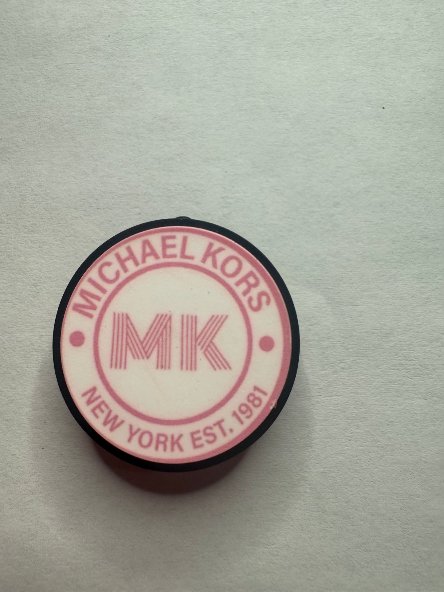 Focal 2d Micheal kors pink circle