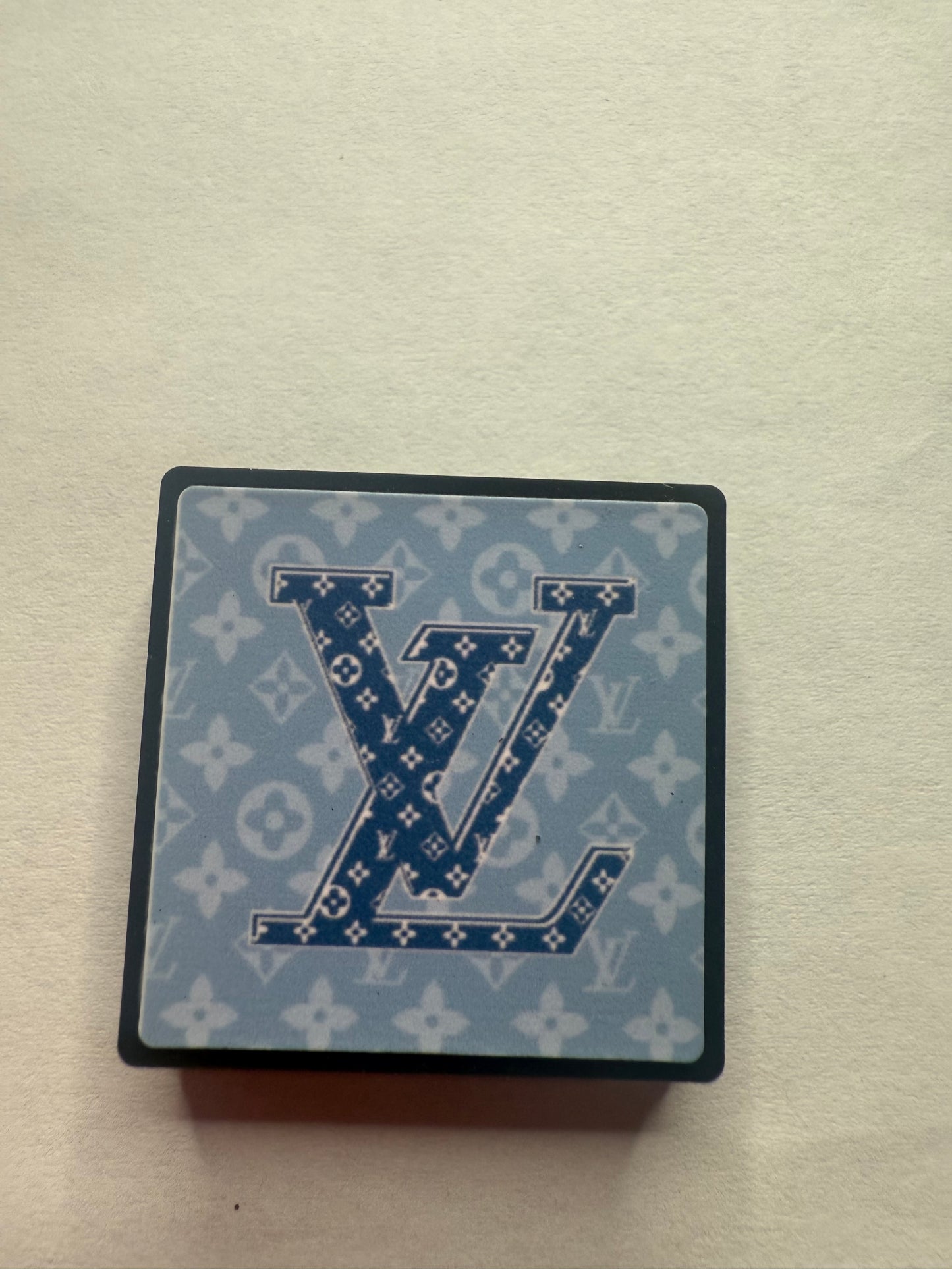 Focal 2d Lv square blues glow in dark