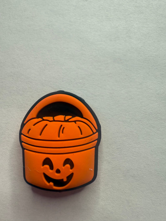 Focal 2d  pumpkin bucket