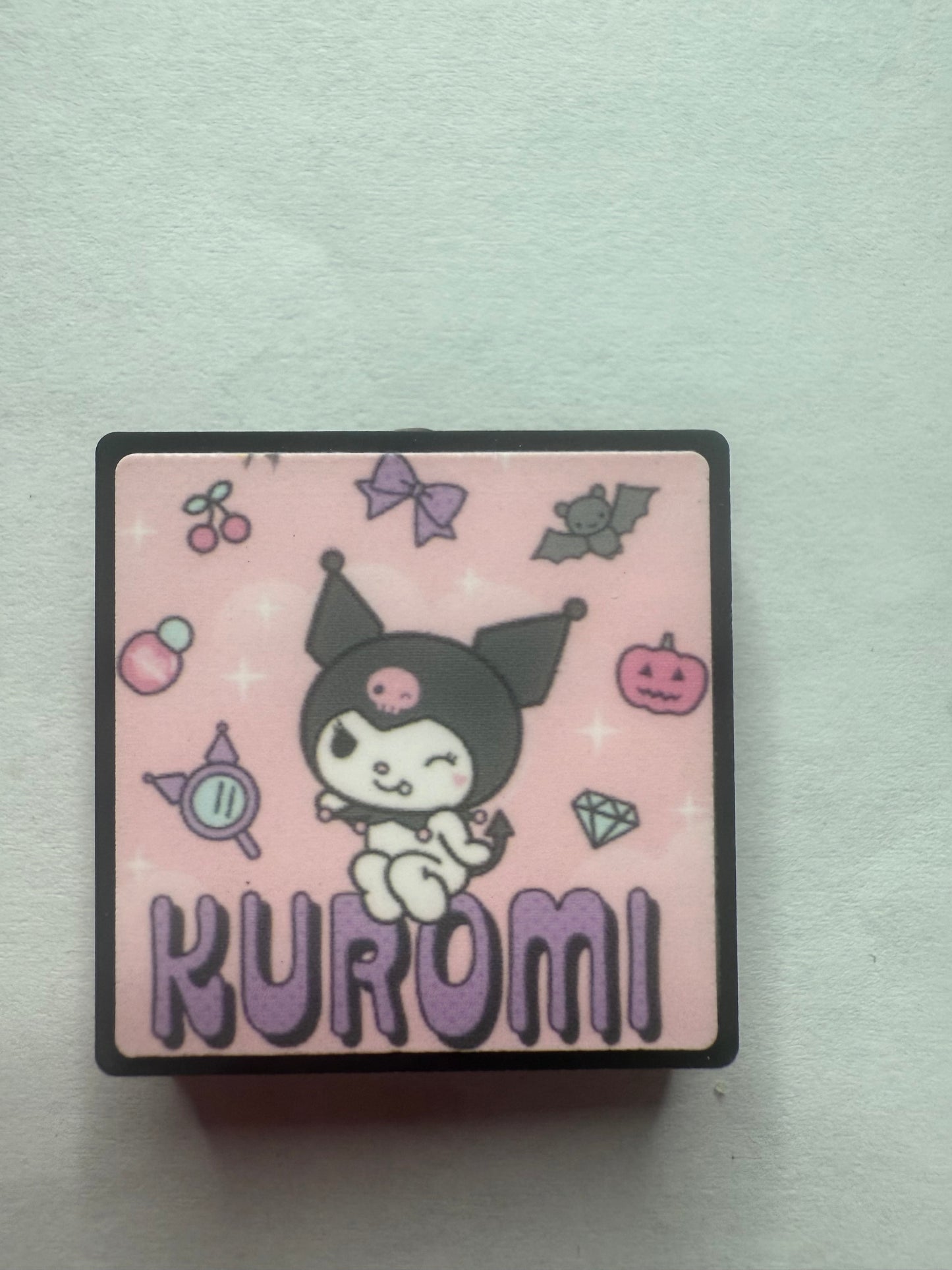 Focals 2d Kuromi square pink glow in dark