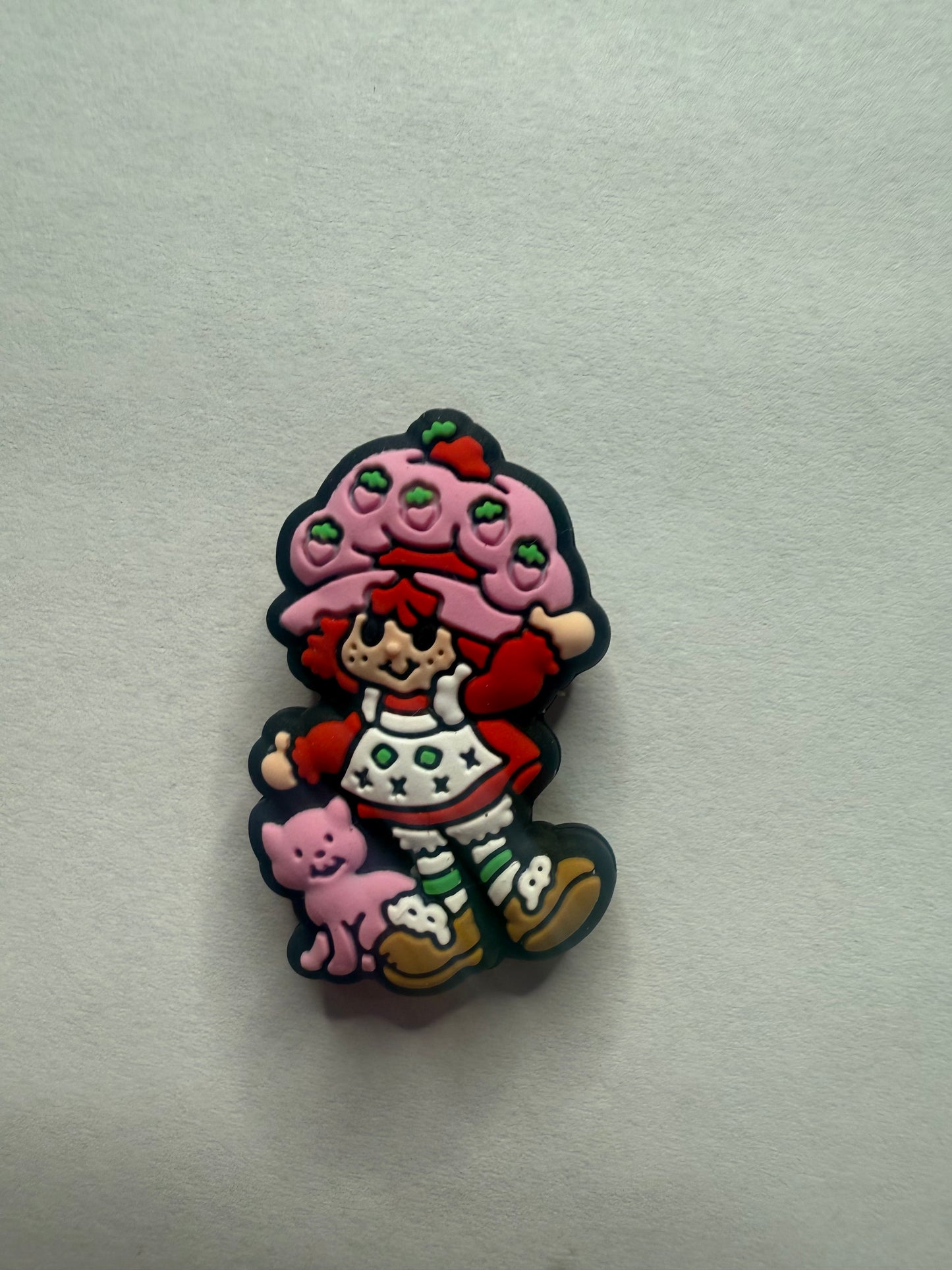 Focals 2d Strawberry shortcake with cat