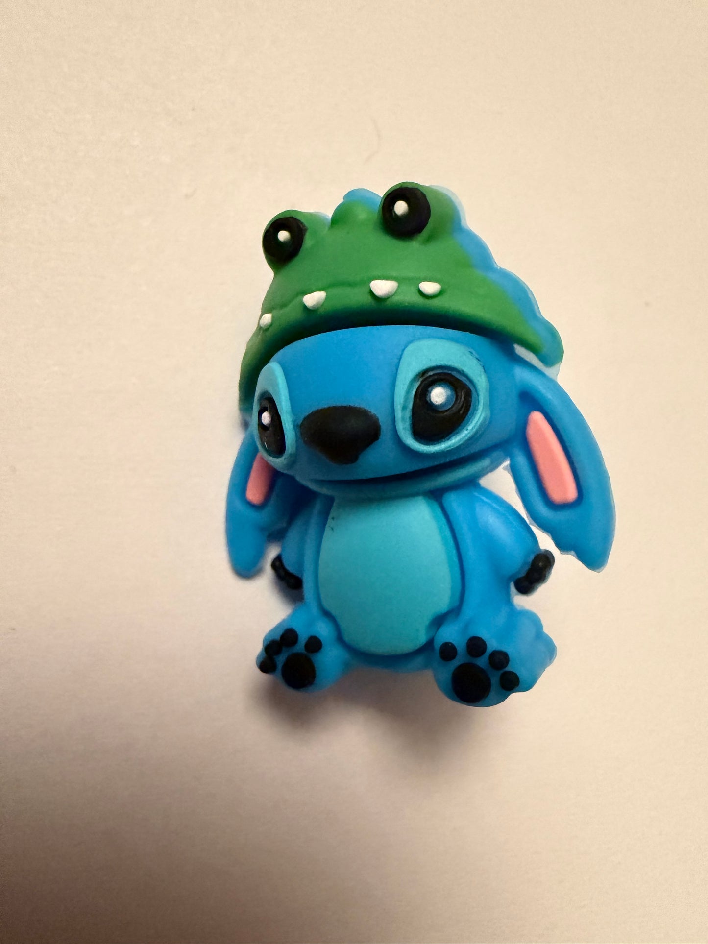 Focal 3d stitch with frog hat